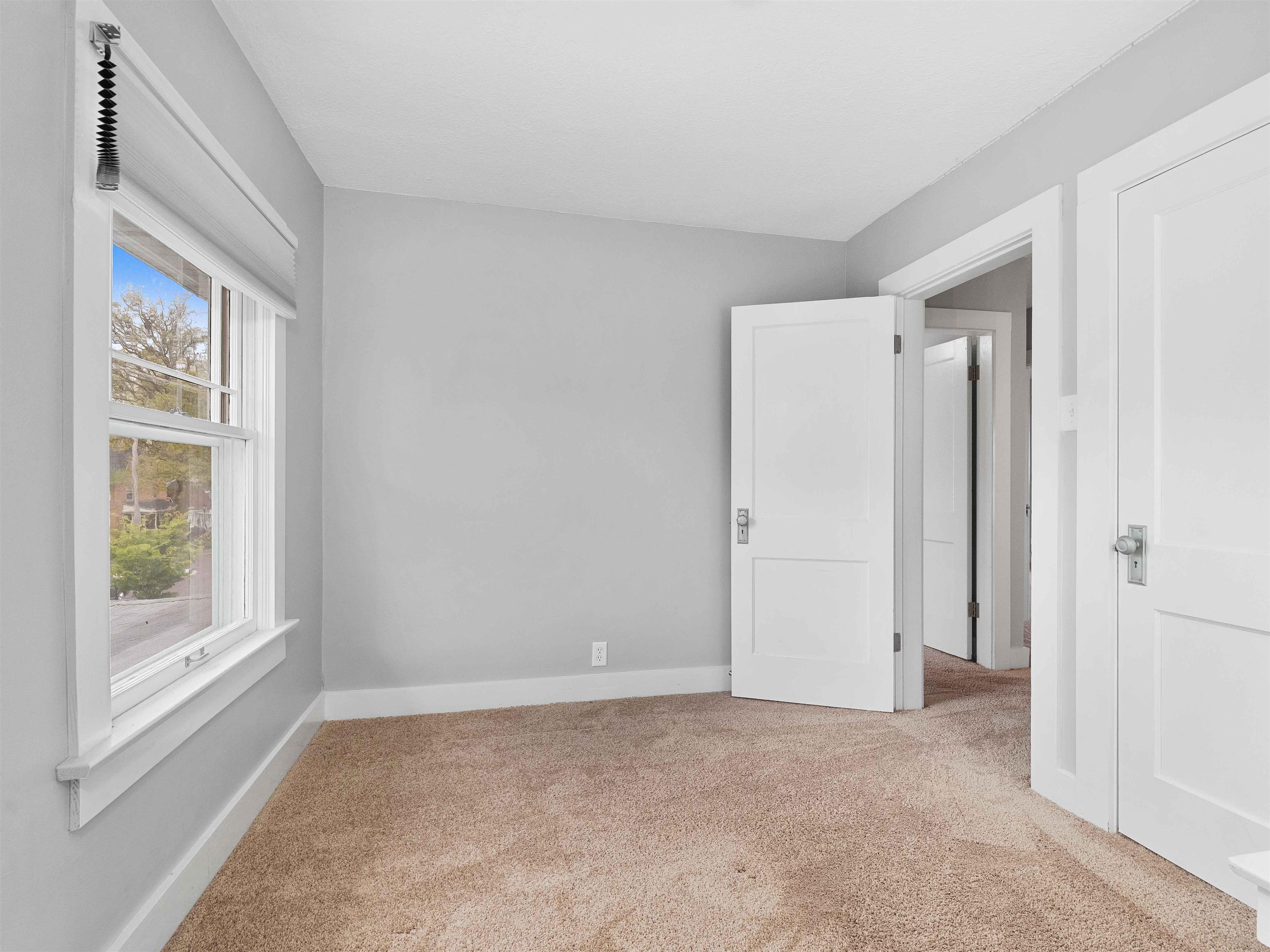 Photo 17 of 4215 TACOMA Avenue