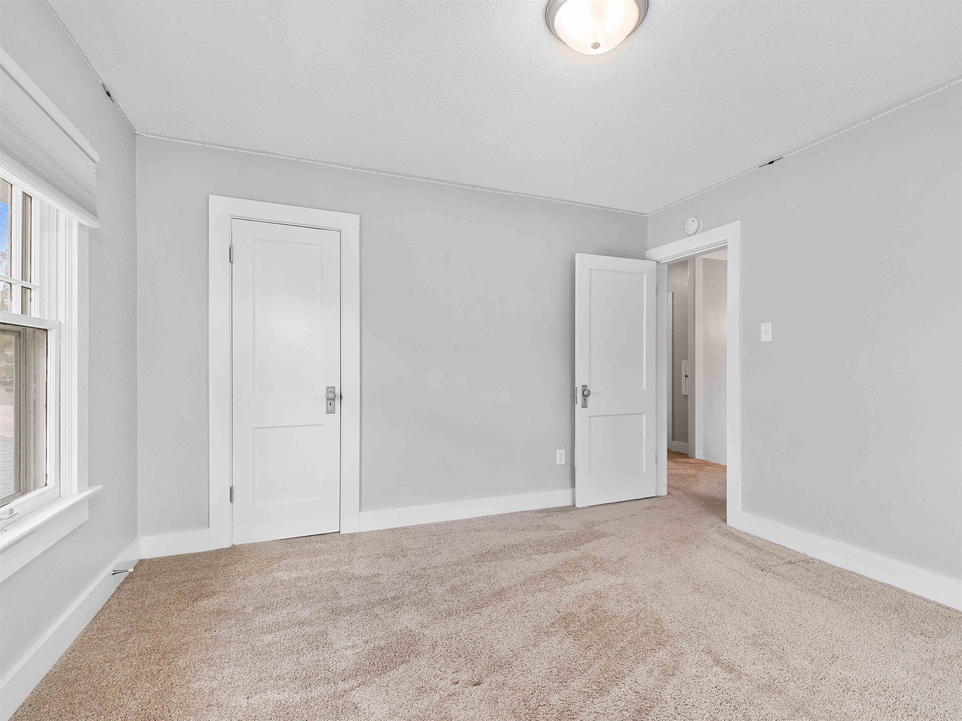 Photo 20 of 4215 TACOMA Avenue