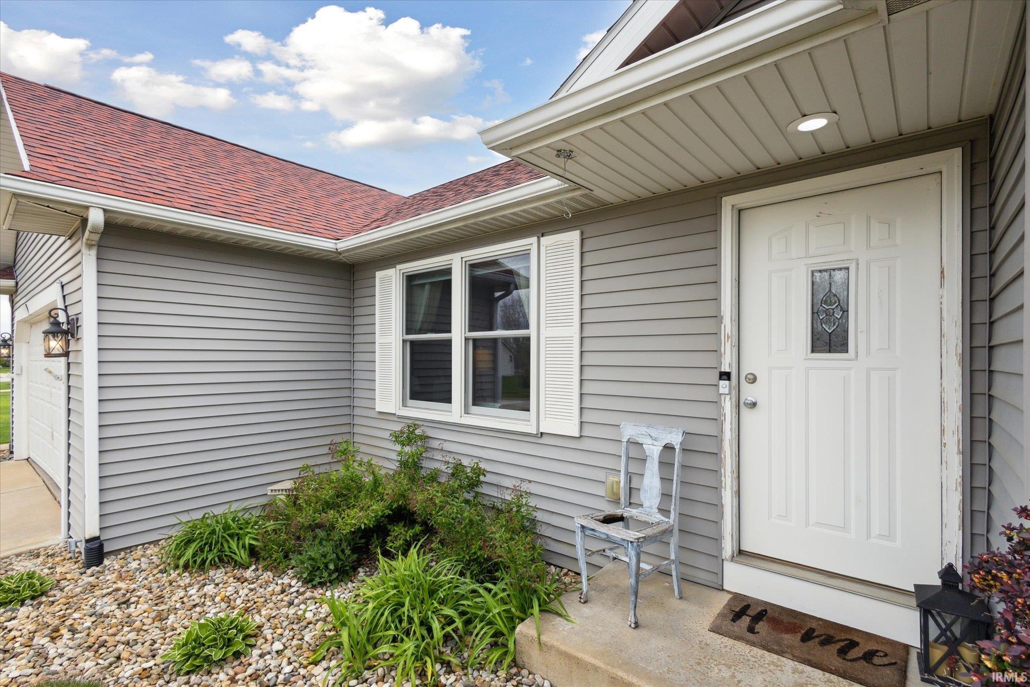 Photo 4 of 18243 Scarborough Lane