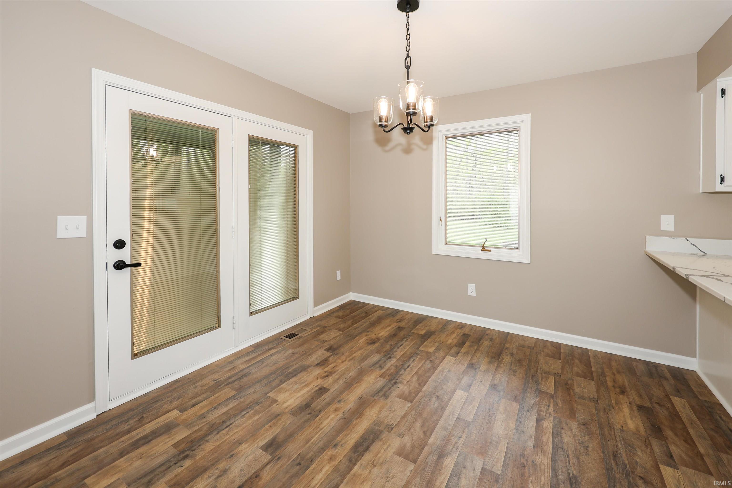 Photo 13 of 7001 Sweet Gum Court