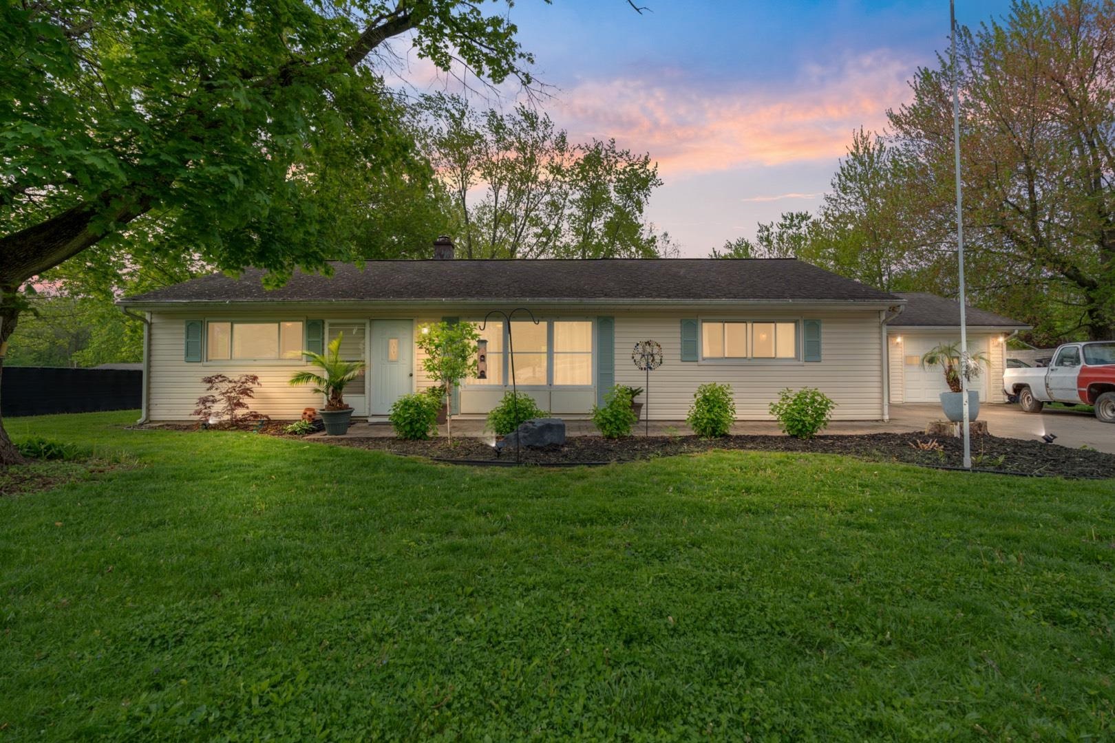 Photo 0 of 204 E Ramar Drive