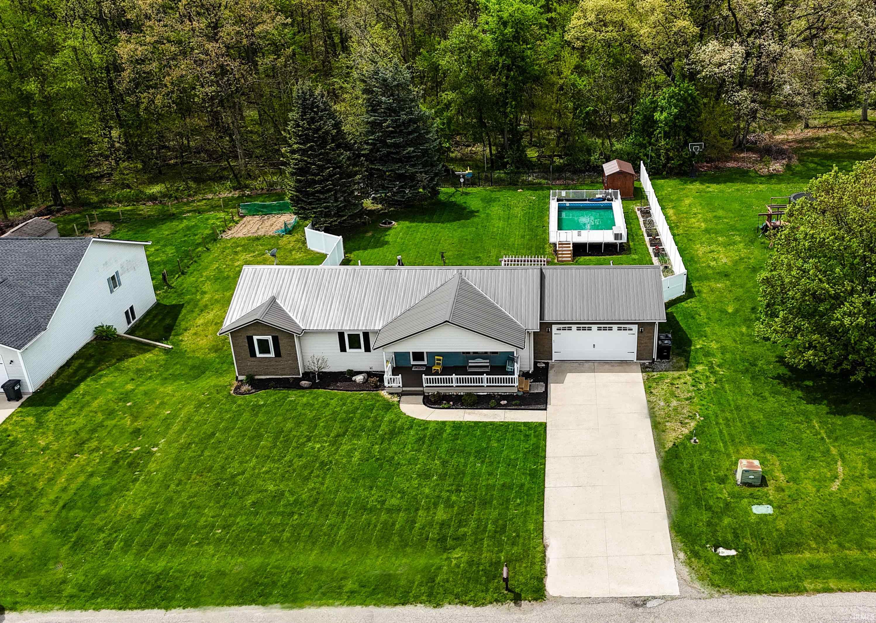 Photo 1 of 925 N 280 W