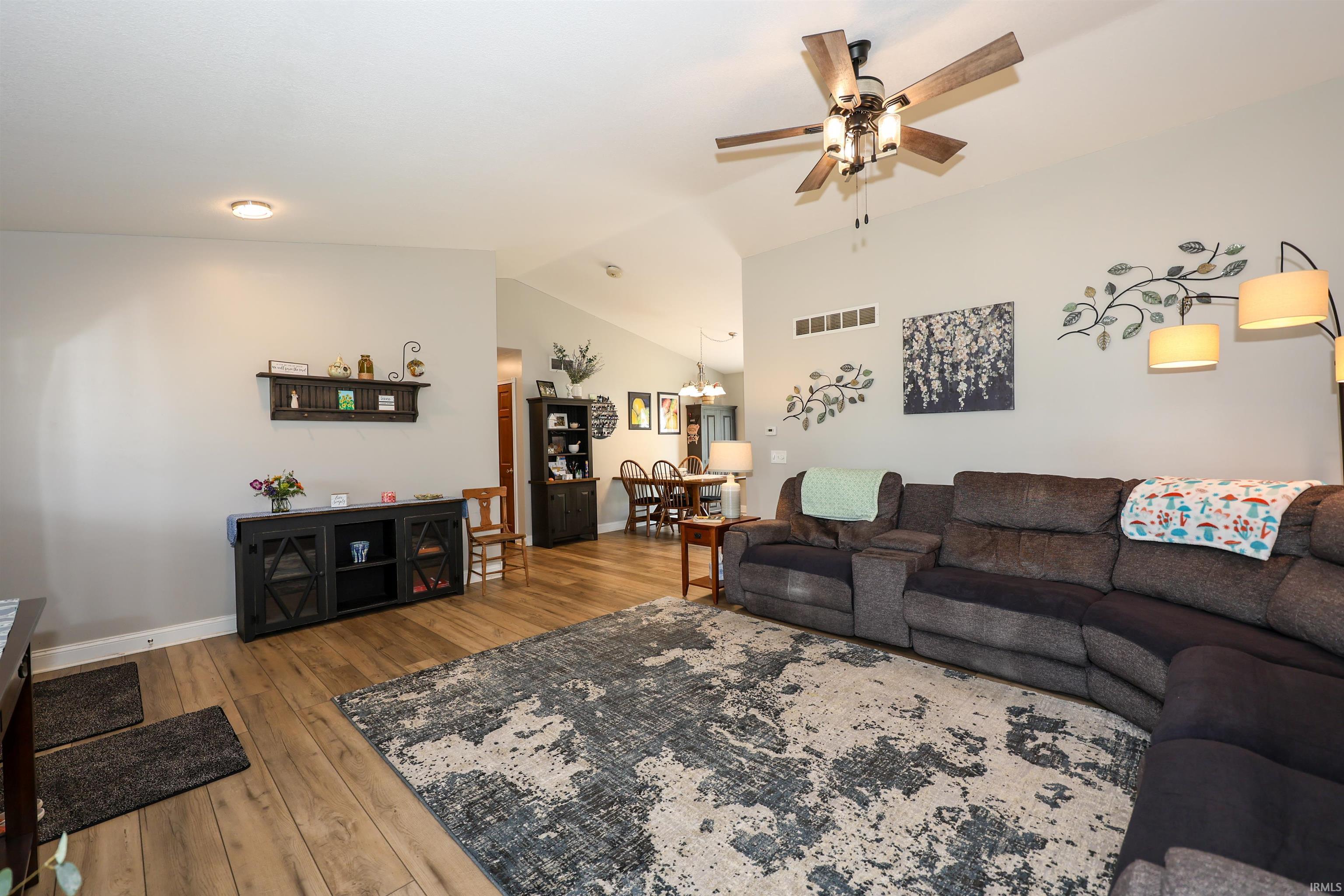 Photo 4 of 925 N 280 W
