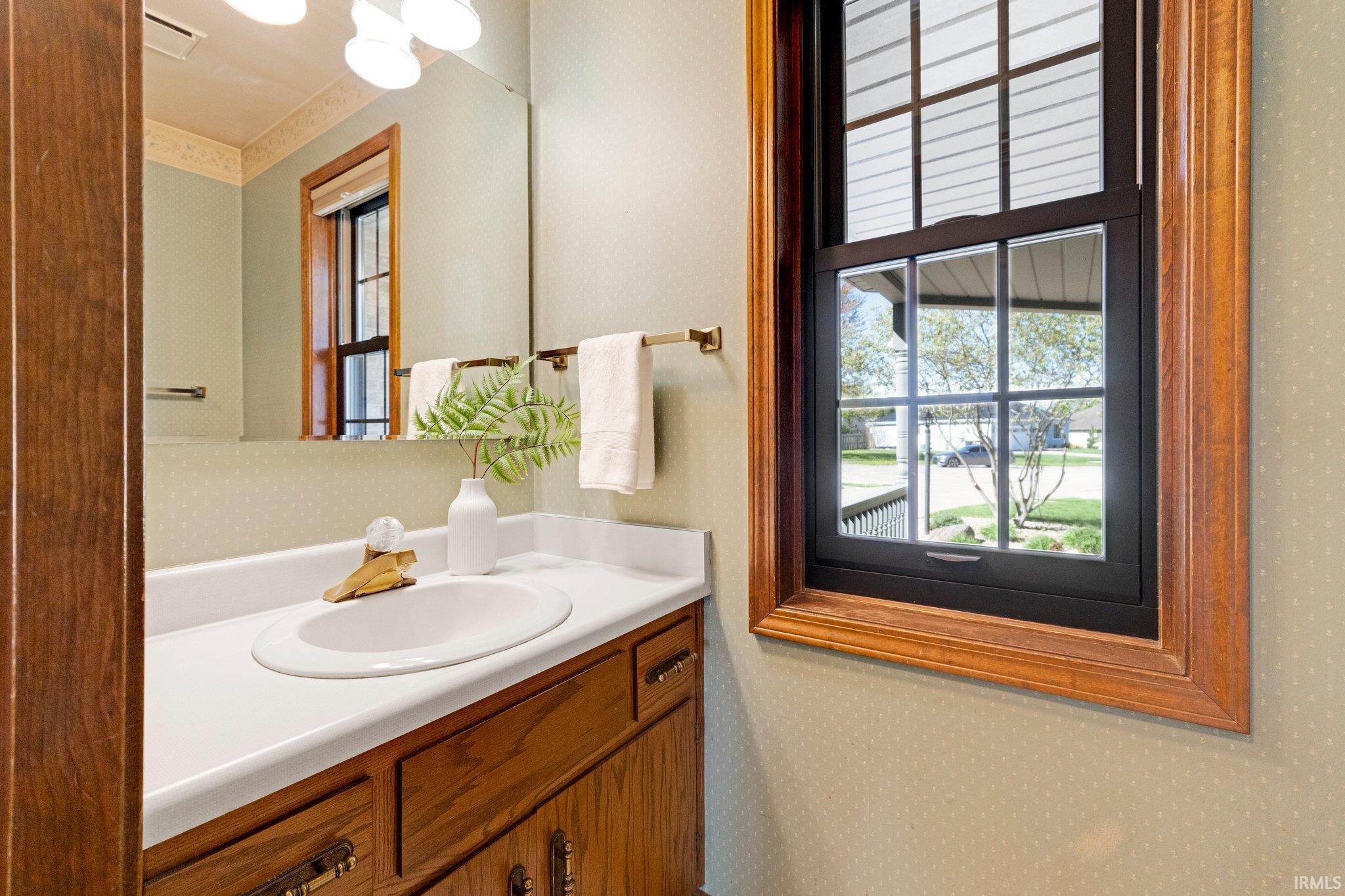 Photo 13 of 1506 Baron Court