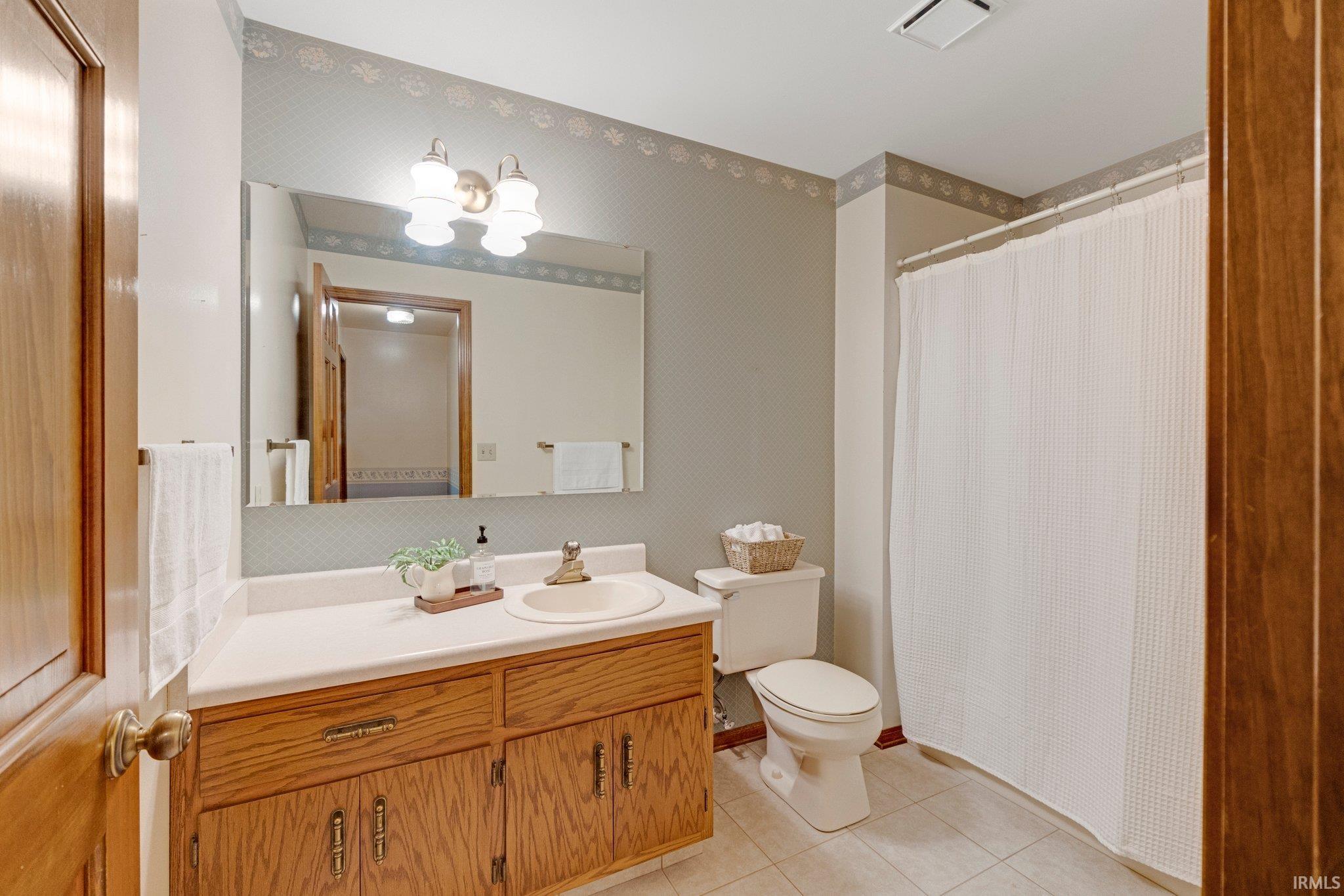Photo 19 of 1506 Baron Court
