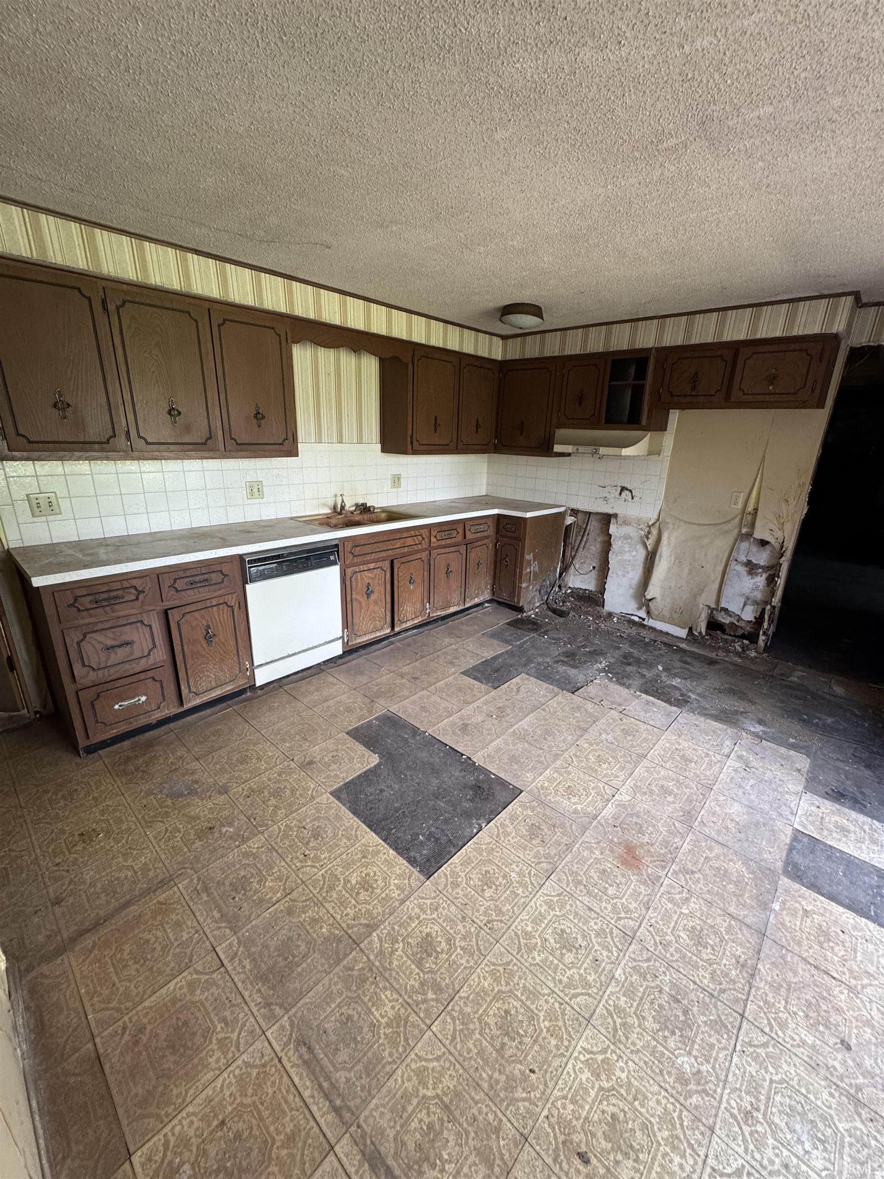 Photo 5 of 11522 Carroll Lynn Drive