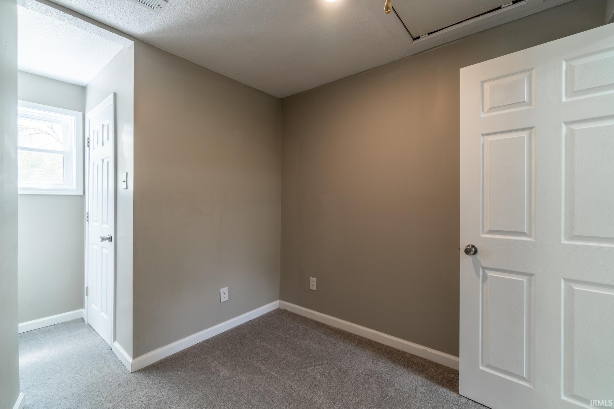 Photo 13 of 5000 Ardmore Avenue