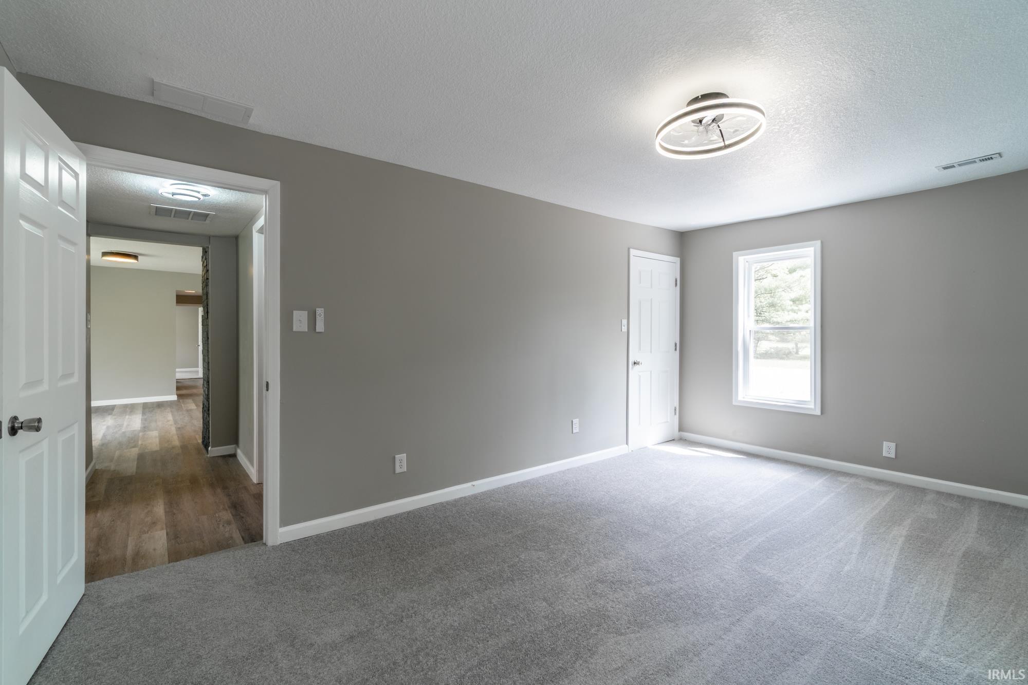 Photo 8 of 5000 Ardmore Avenue