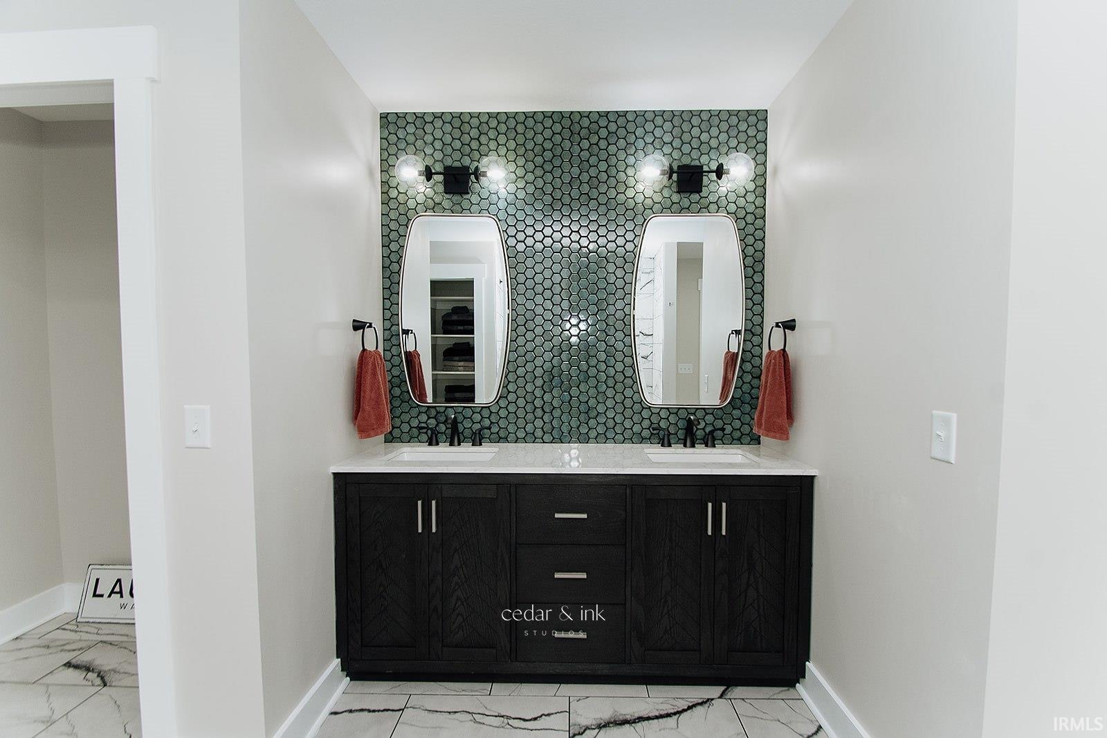 Photo 14 of 518 W Brackenridge Street
