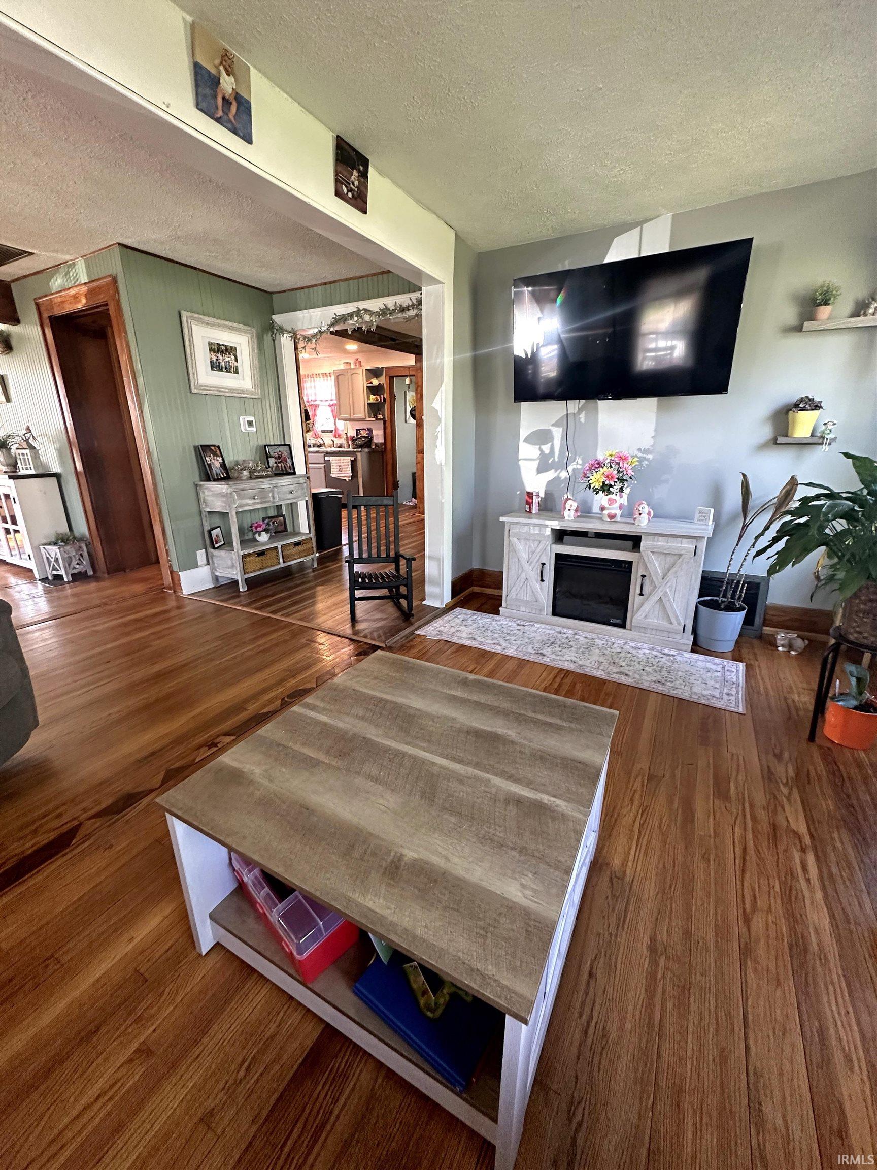Photo 6 of 403 Williams Street