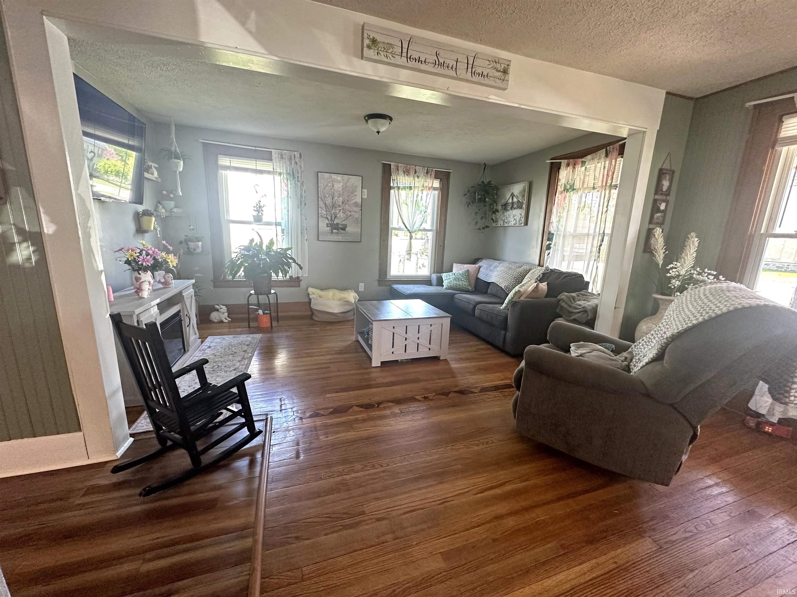 Photo 7 of 403 Williams Street