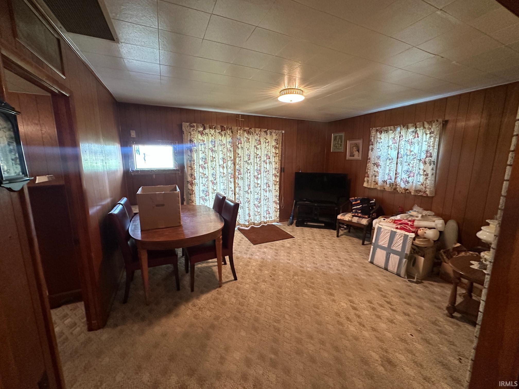 Photo 4 of 2109 Dale Drive