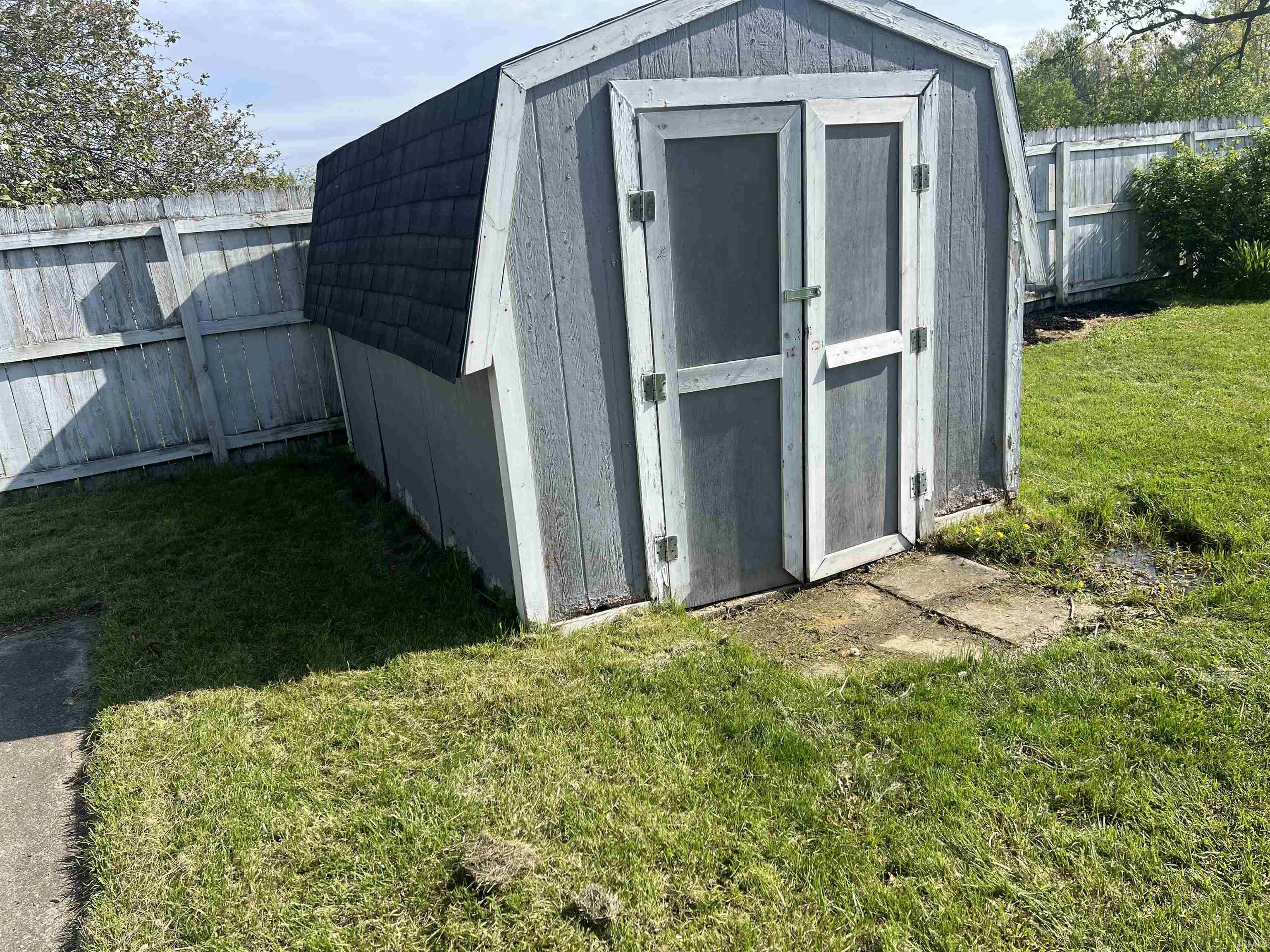 Photo 3 of 6701 Bellefield Drive