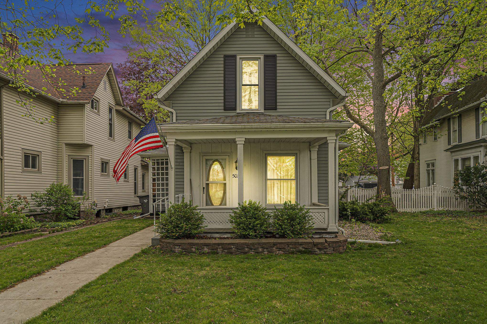 Photo 2 of 508 S 6th Street
