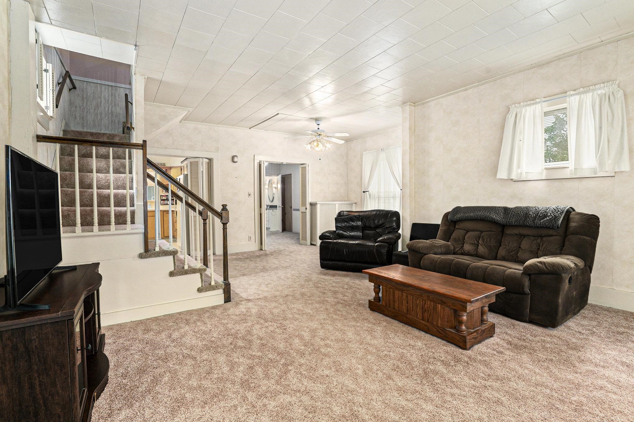 Photo 5 of 508 S 6th Street