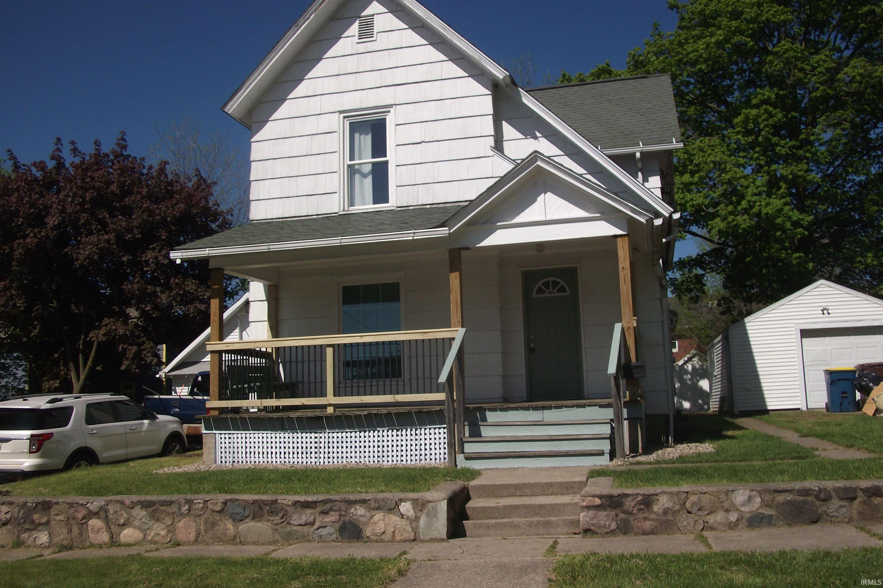 Photo 1 of 206 S Superior Street