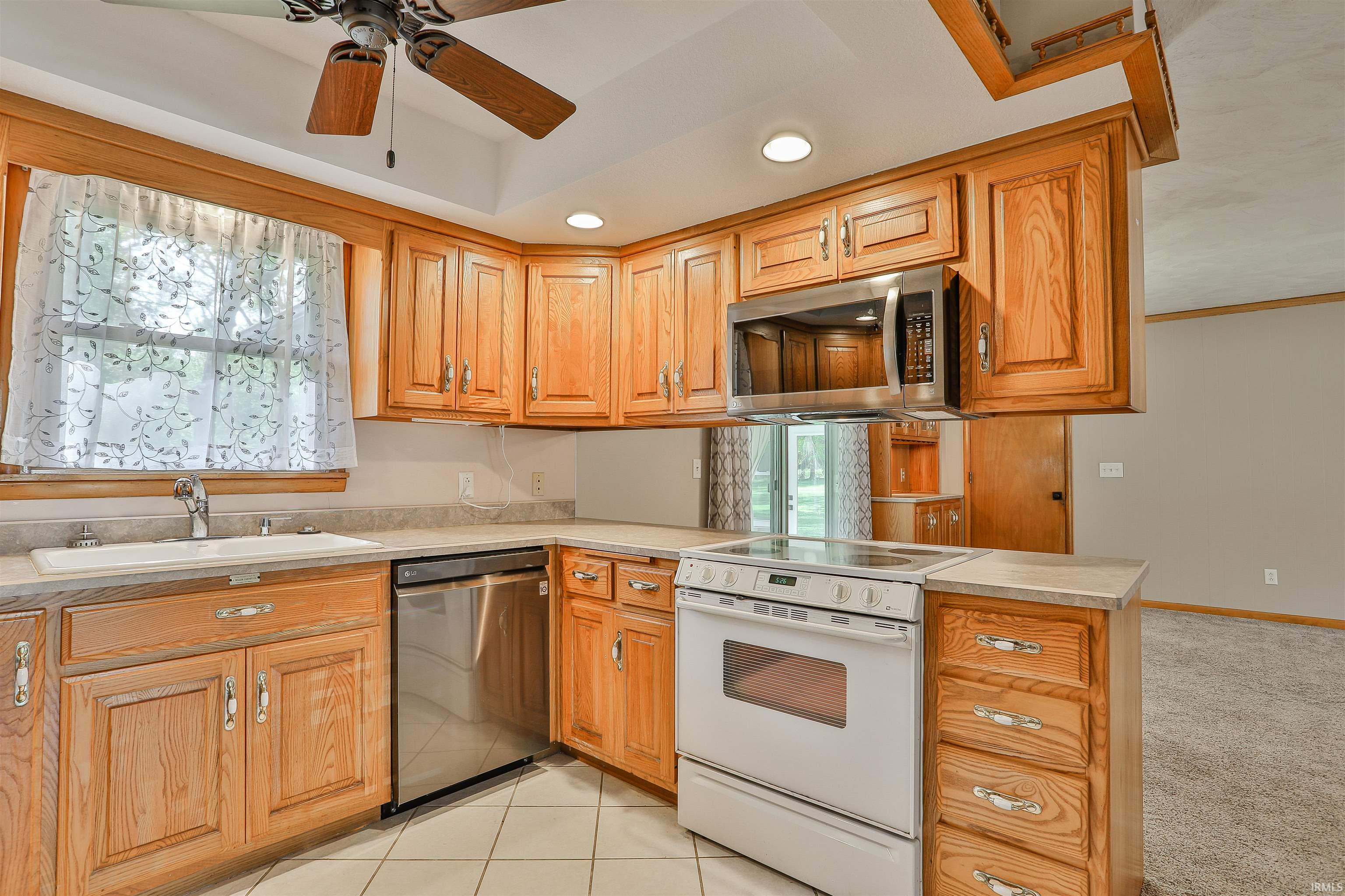 Photo 12 of 1430 Brookview Avenue