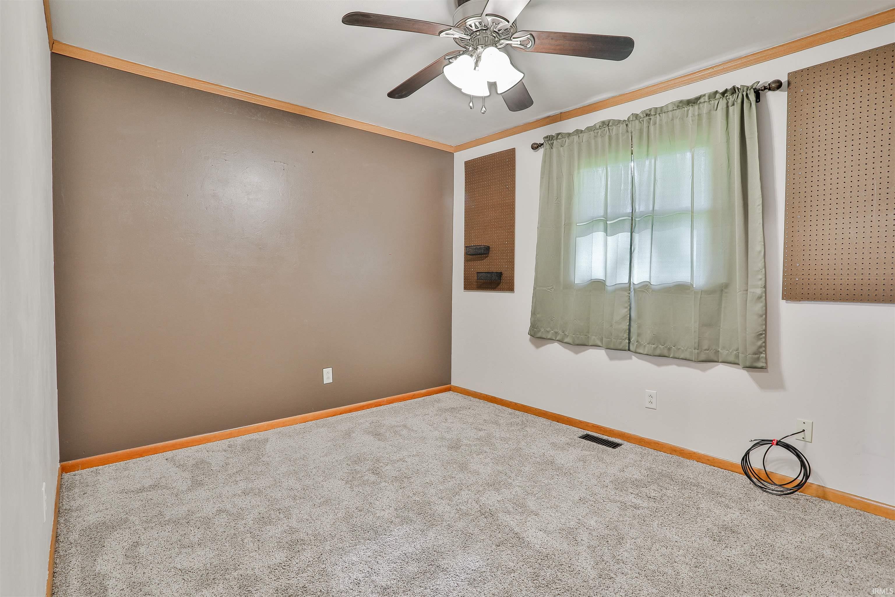 Photo 24 of 1430 Brookview Avenue