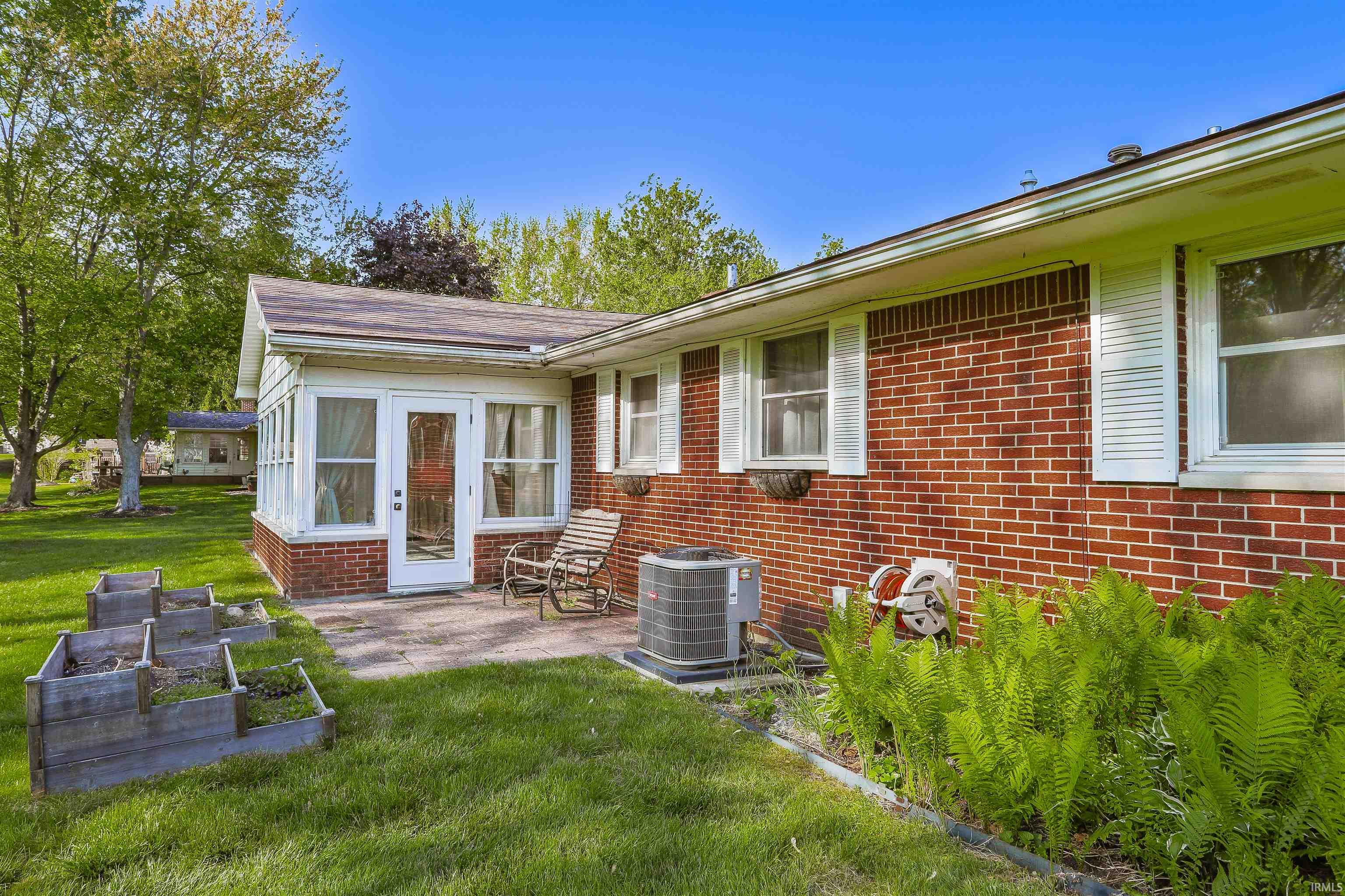 Photo 30 of 1430 Brookview Avenue
