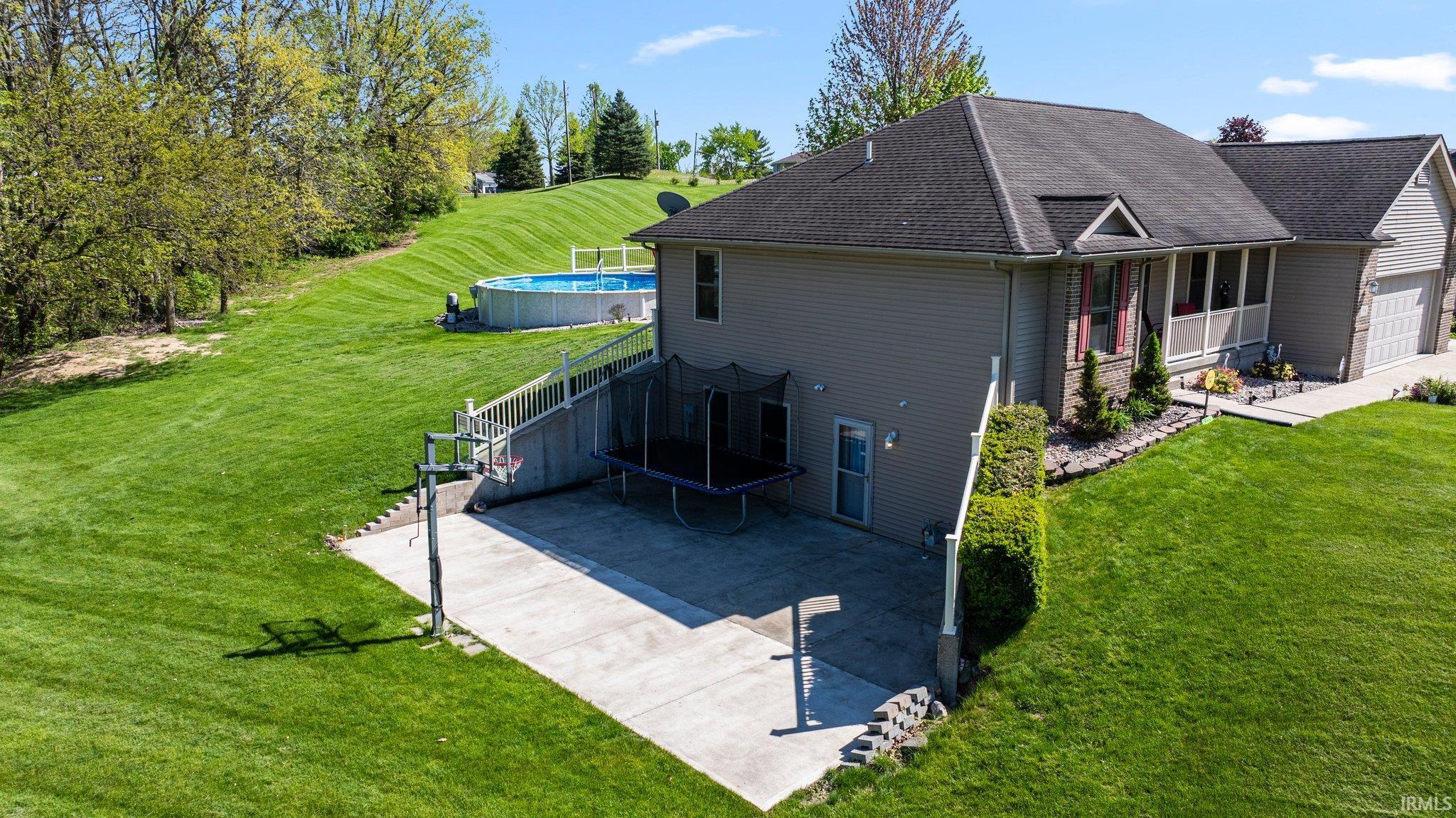 Photo 4 of 706 Taylor Lane