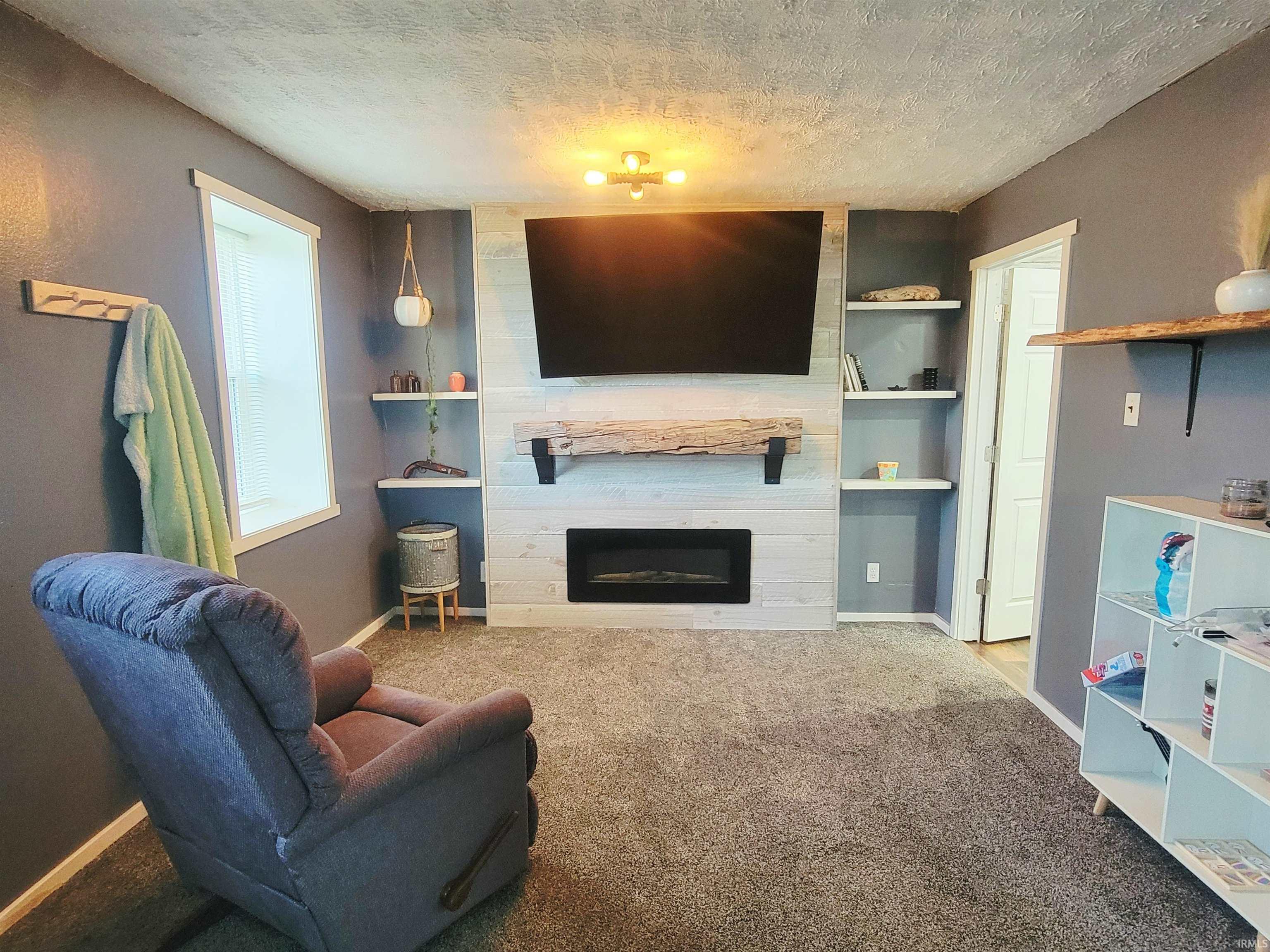 Photo 5 of 109 N Martin Street
