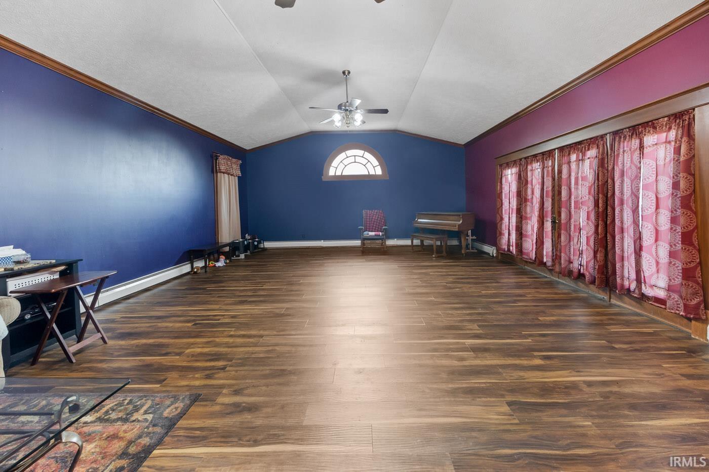 Homes for sale in Oxford, IN | 107 N Sheets St, Oxford, IN 47971 | MLS# 202517102