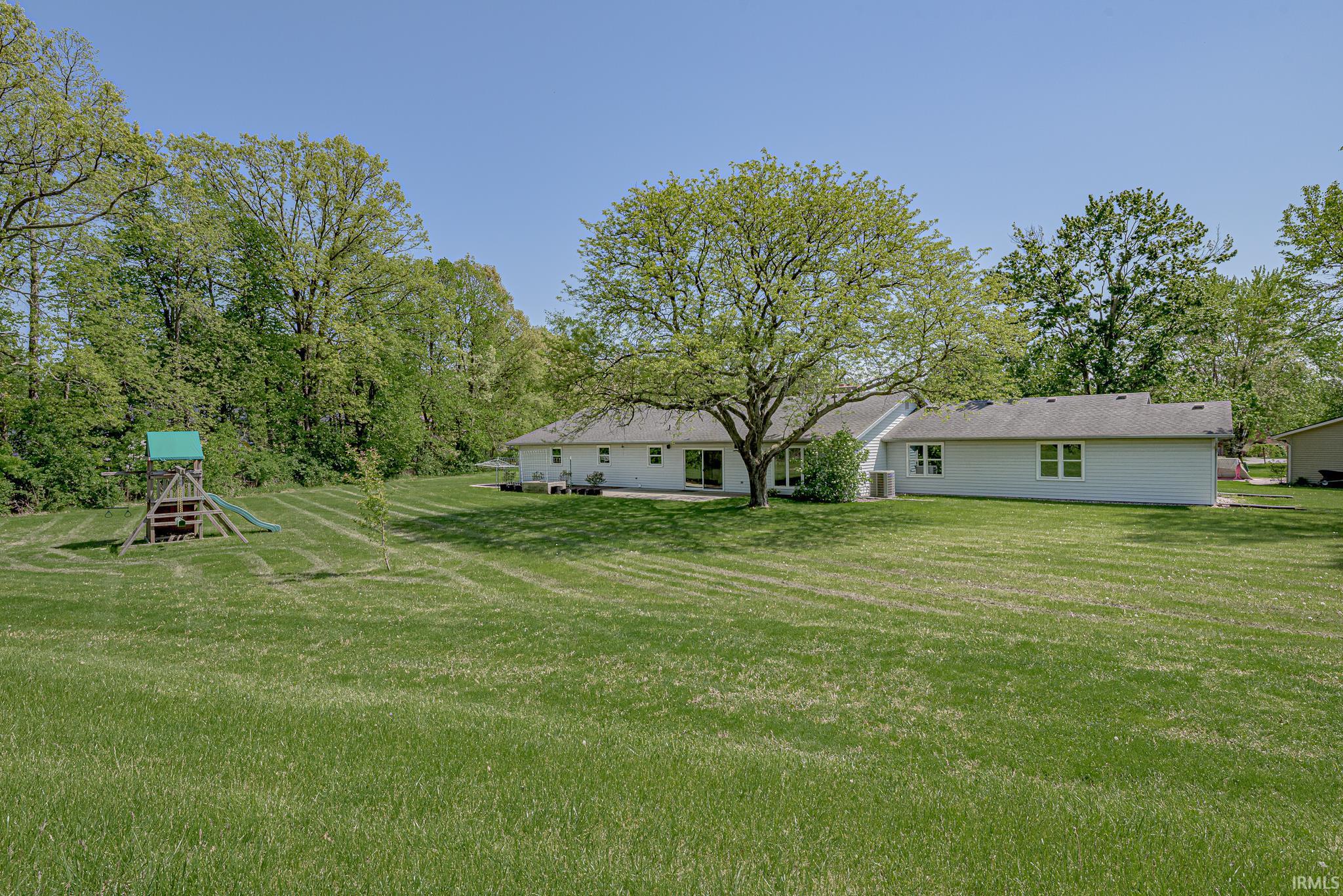 Photo 4 of 5002 Buffalo Court