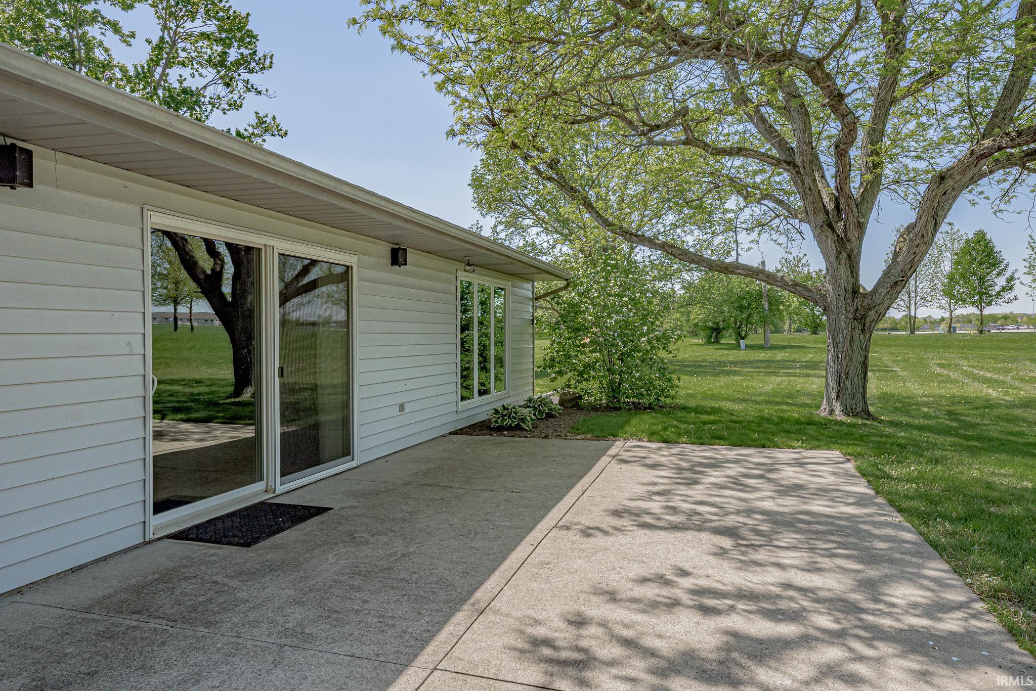 Photo 6 of 5002 Buffalo Court
