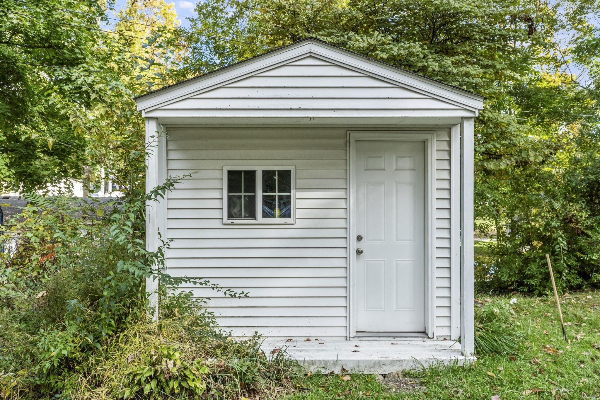 Property Photo 25