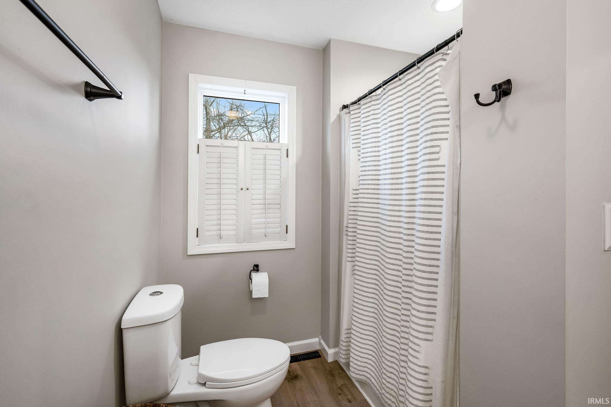 111 E Birchwood Court