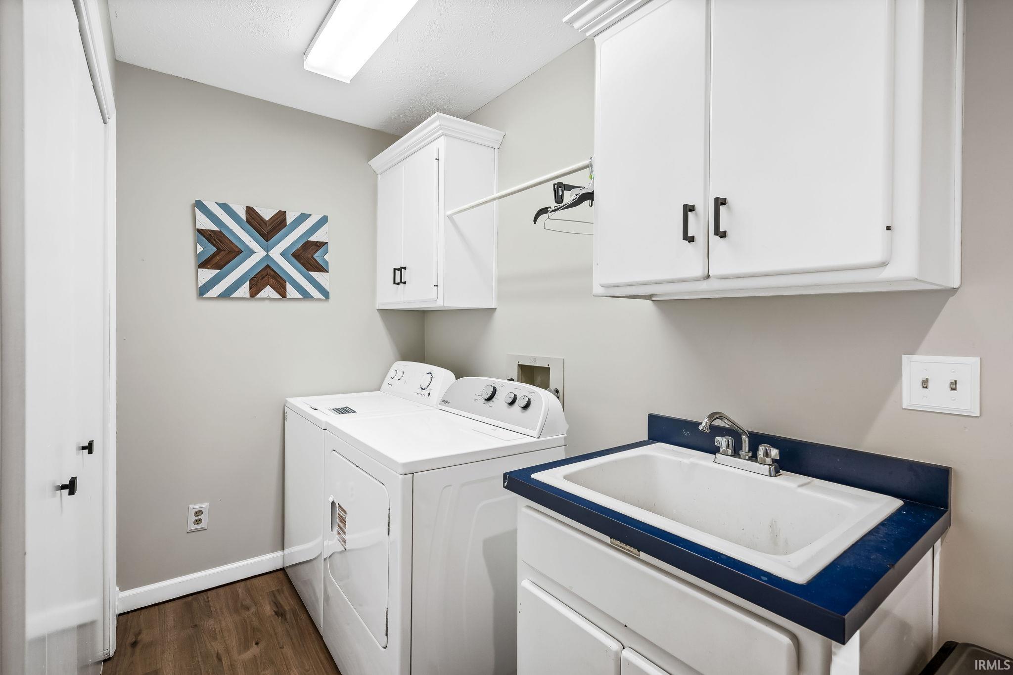 111 E Birchwood Court