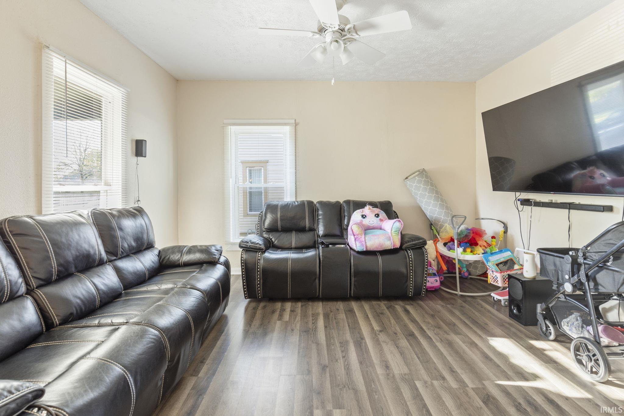 Photo 4 of 1516 10th Street