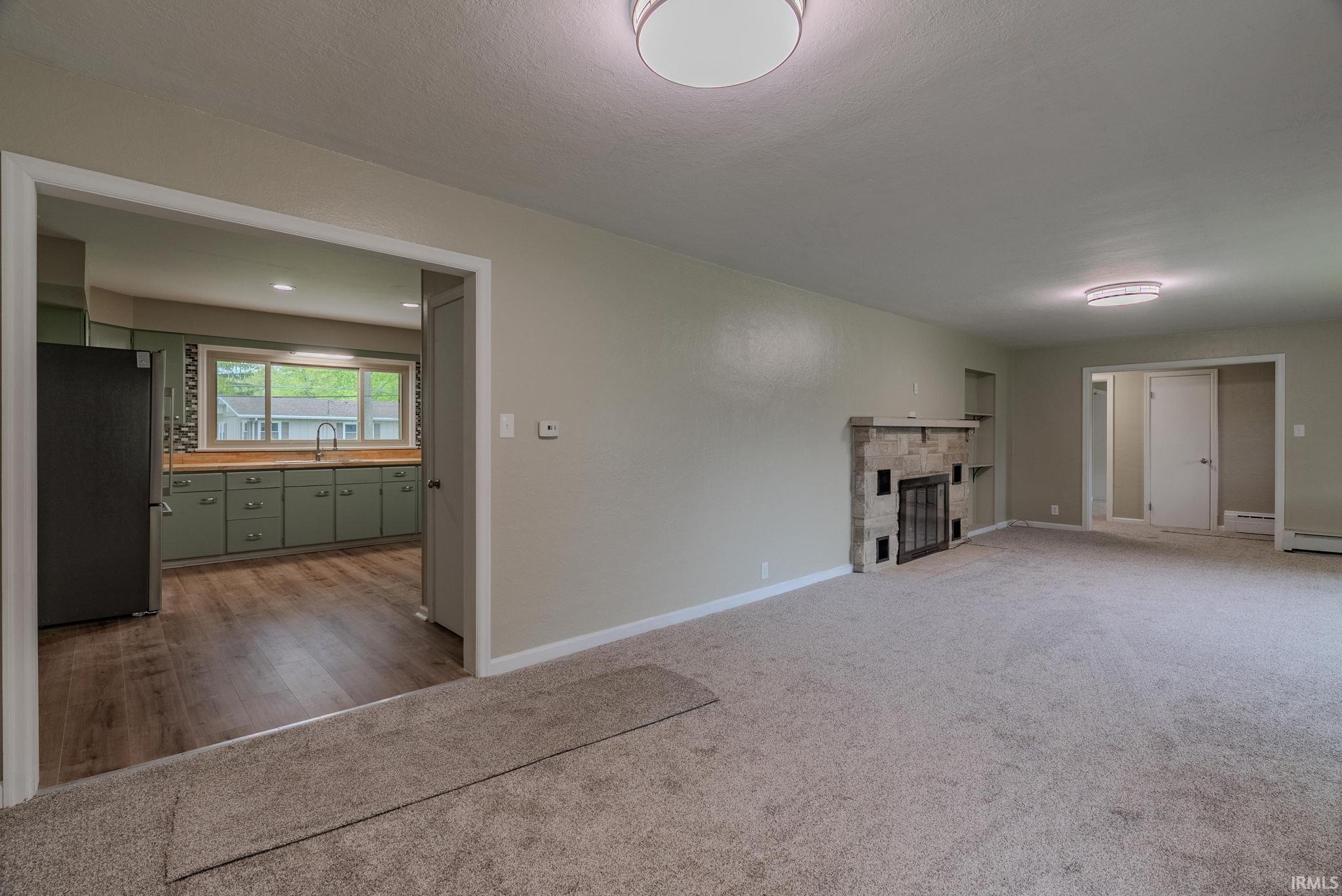 Photo 11 of 546 W Harrison