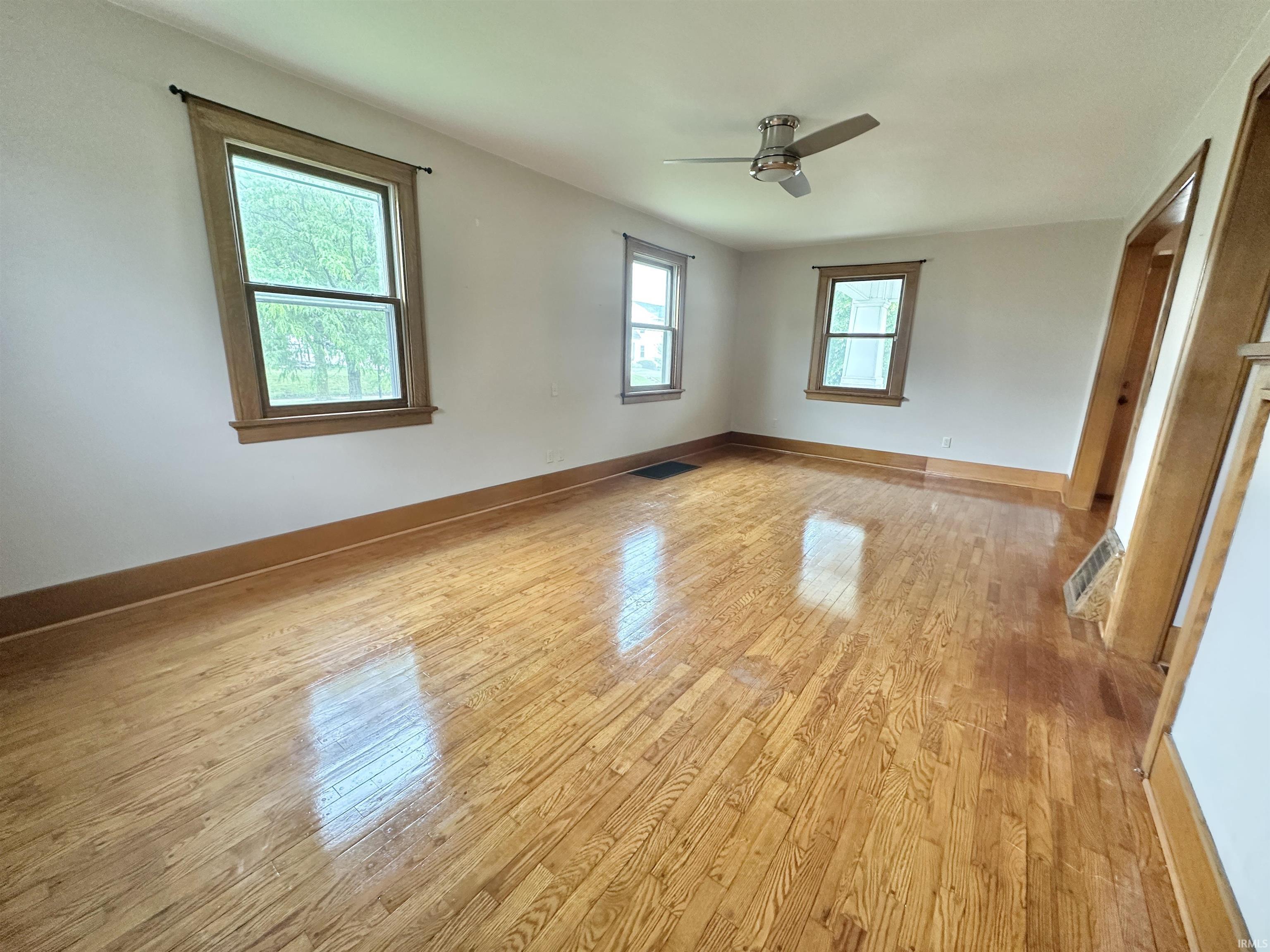 Photo 7 of 1655 Hinton Drive