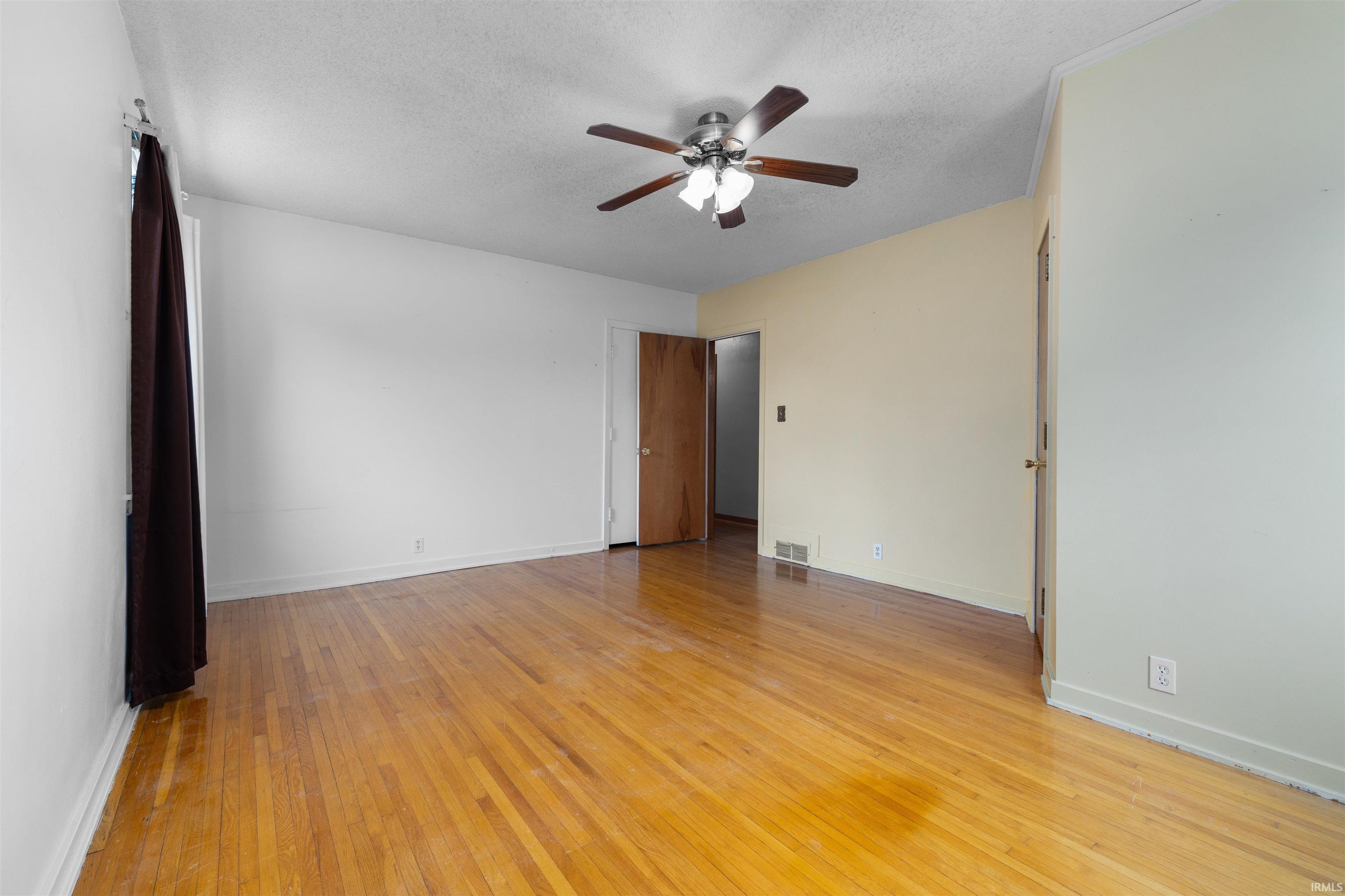 Photo 10 of 501 N Van Buren Street