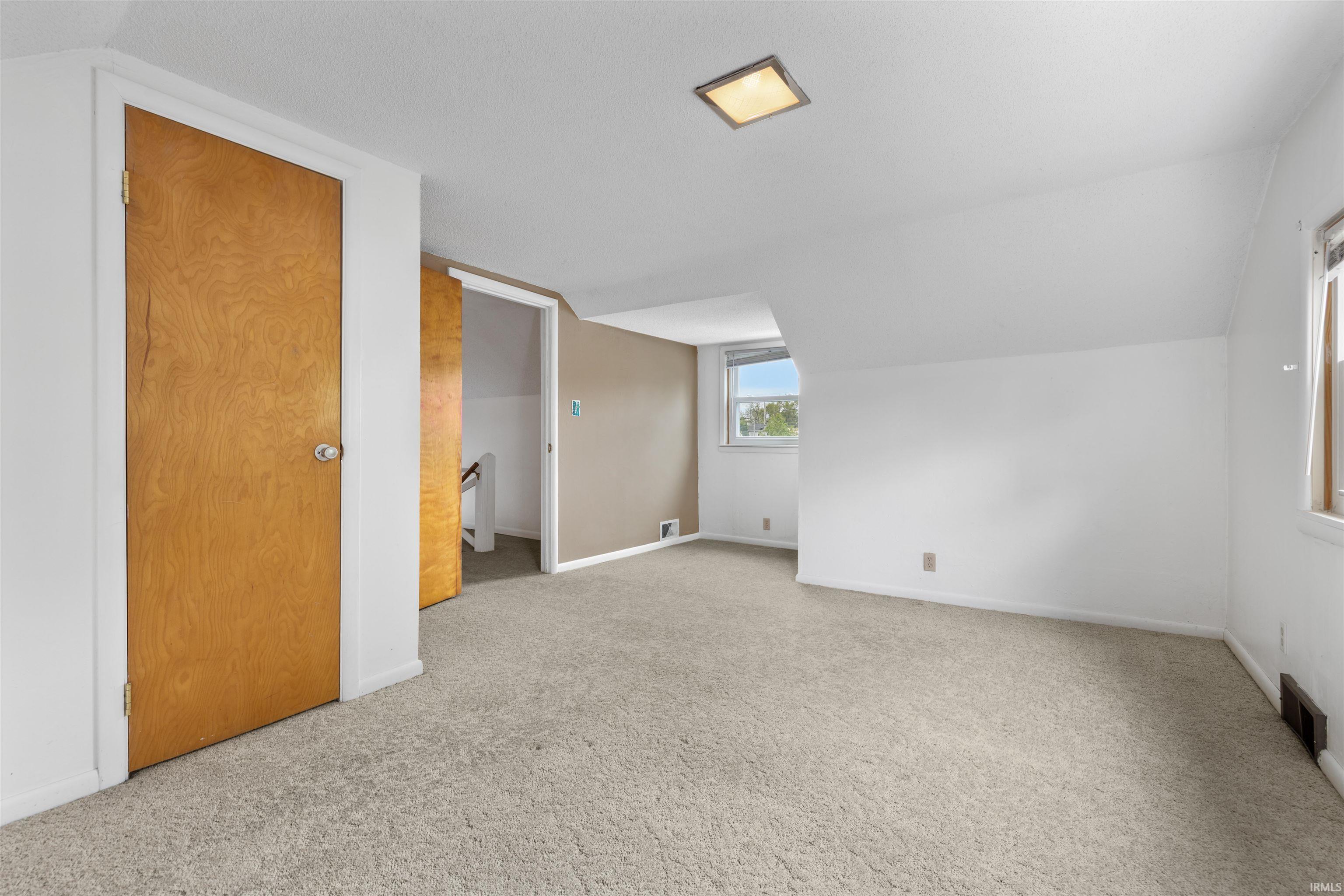 Photo 12 of 501 N Van Buren Street