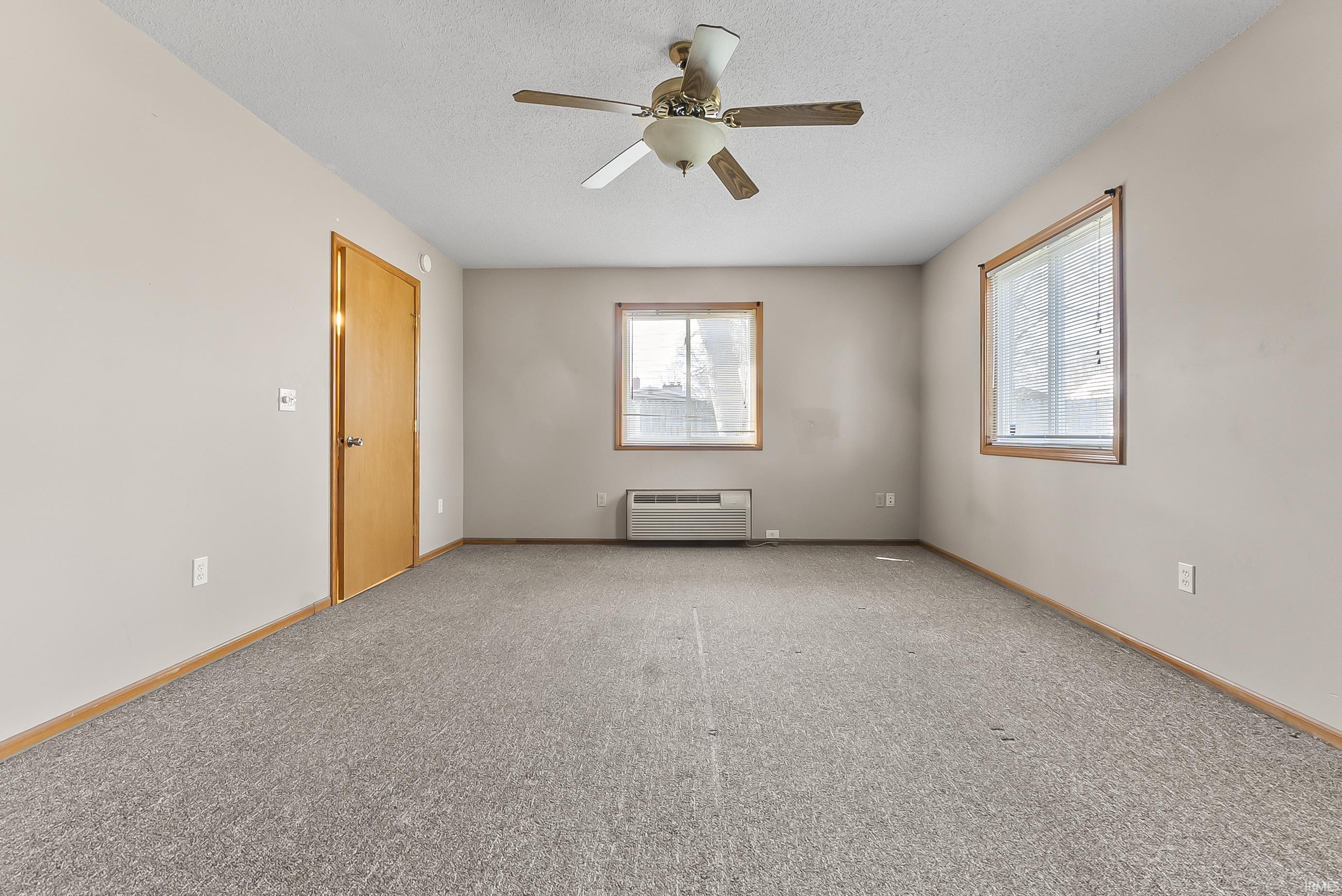 Photo 10 of 4031 Hedwig Drive