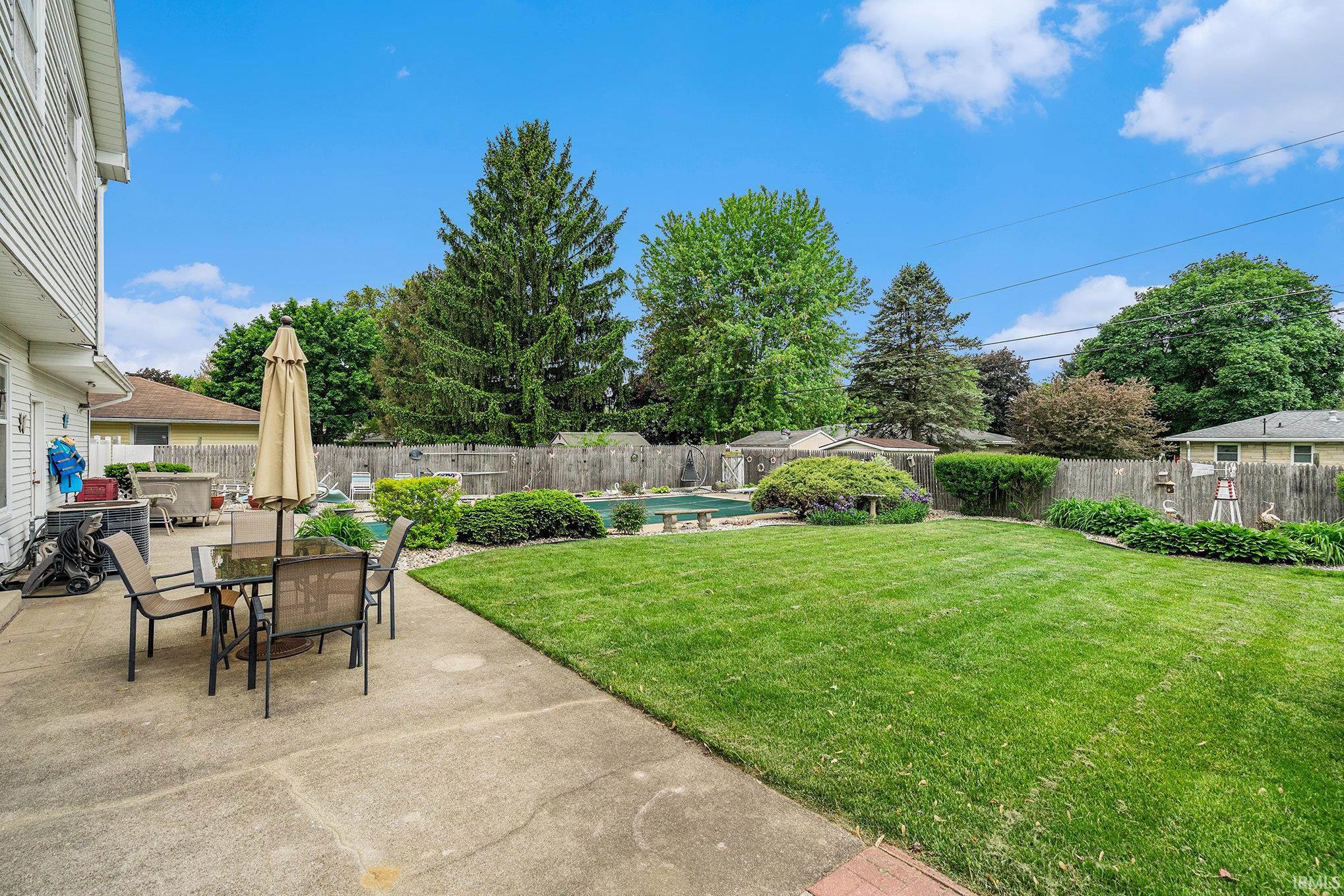 Photo 14 of 56635 N WEDGEWOOD Avenue