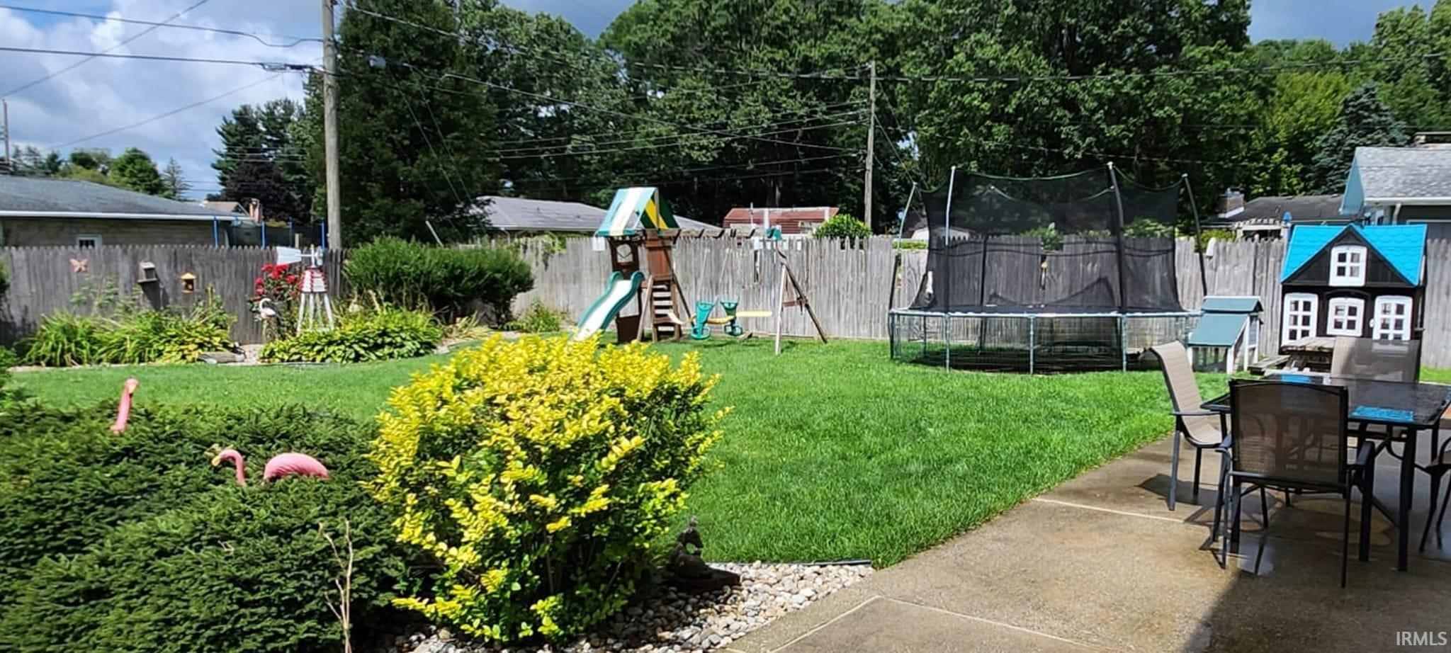 Photo 21 of 56635 N WEDGEWOOD Avenue