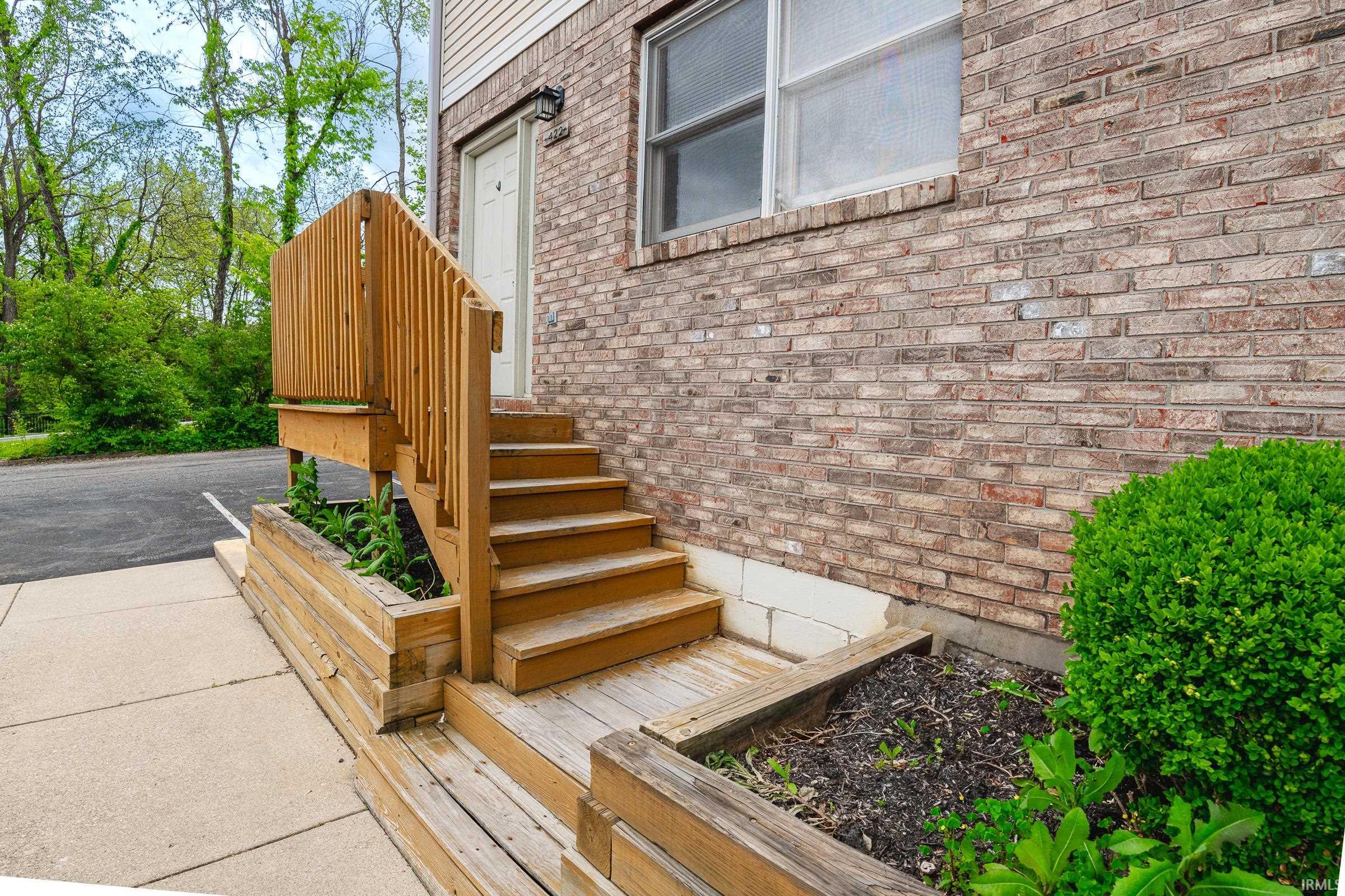 Homes for sale in Bloomington, IN | 422 W Northlane Dr, Bloomington, IN 47404 | MLS# 202517700