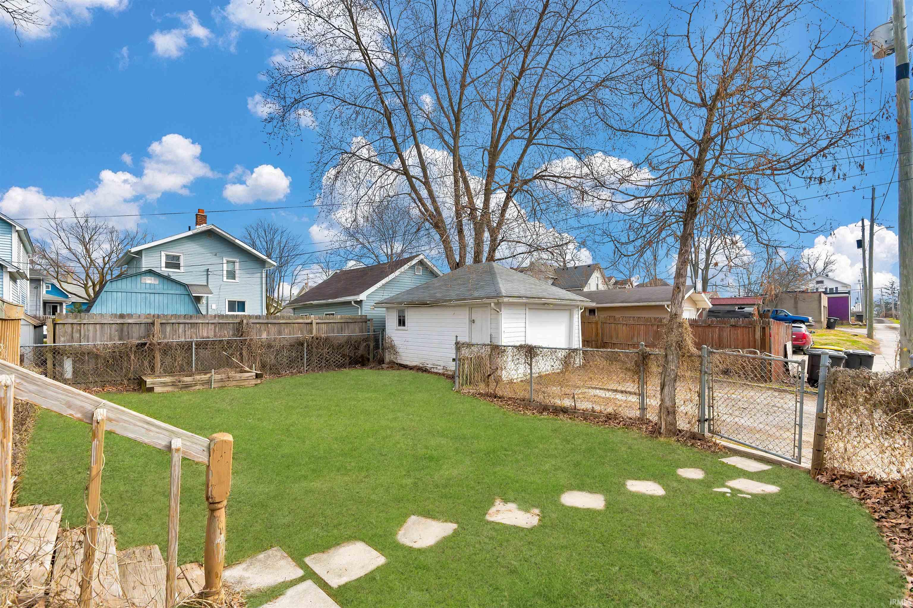 Photo 31 of 1820 Saint Marys Avenue