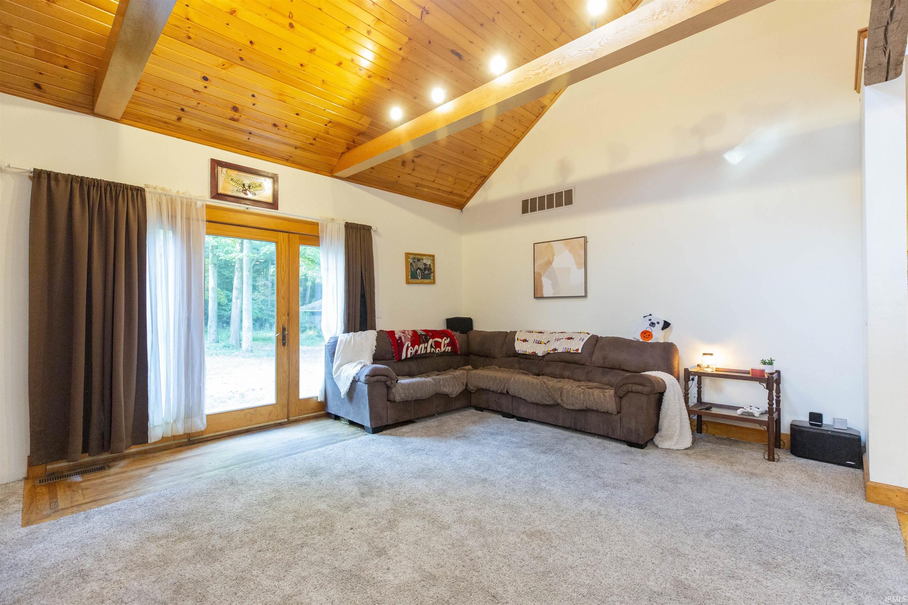 Homes for sale in New Carlisle, IN | 344 E 650 N, New Carlisle, IN 46350 | MLS# 202517825