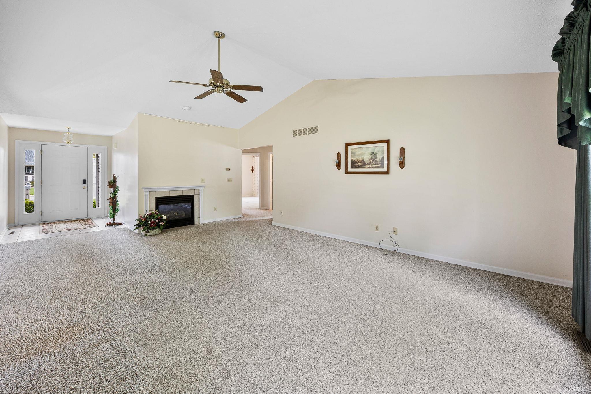 Photo 3 of 29057 Hemlock Court