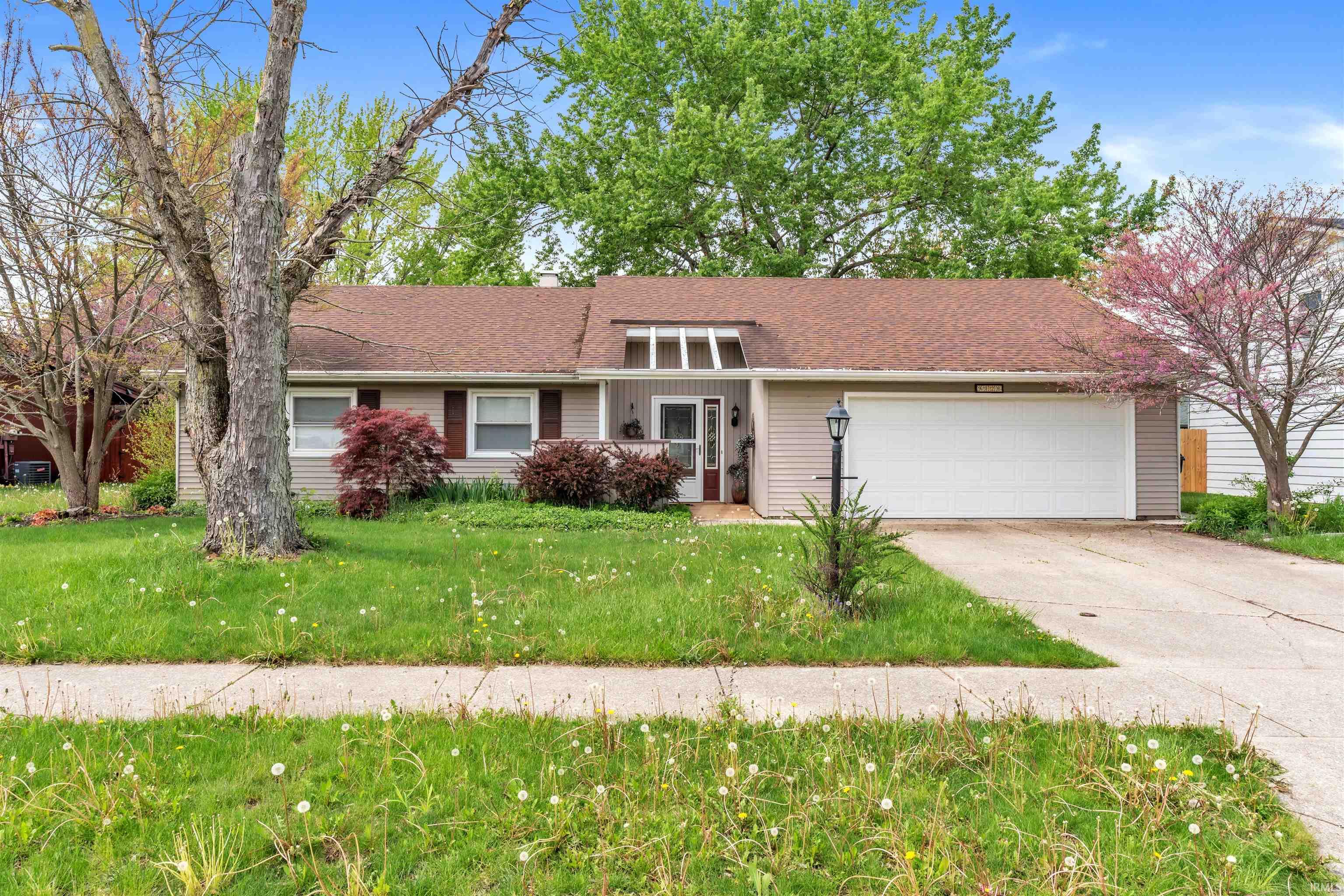 Photo 0 of 9126 Redfield Drive