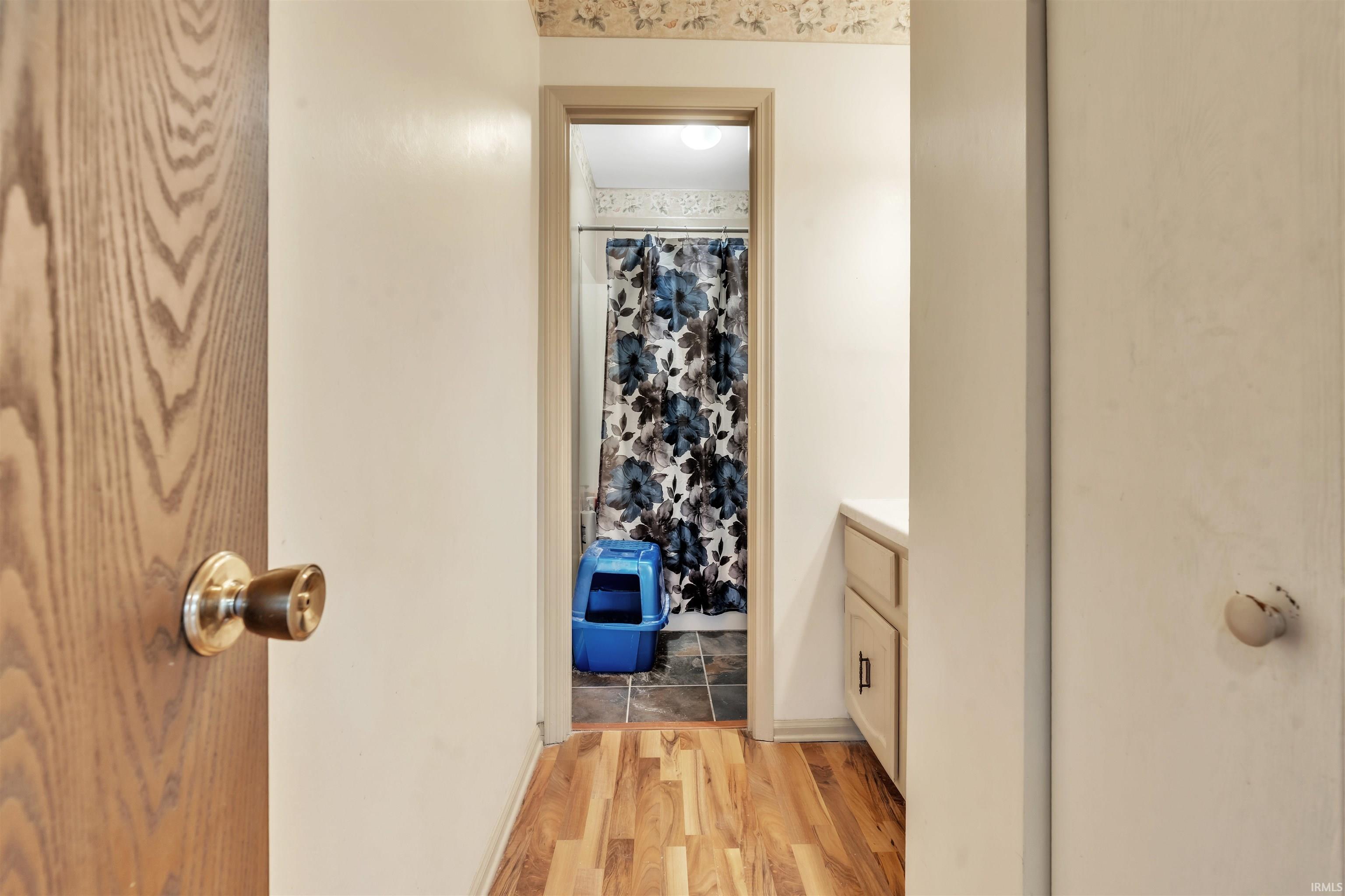 Photo 12 of 9126 Redfield Drive