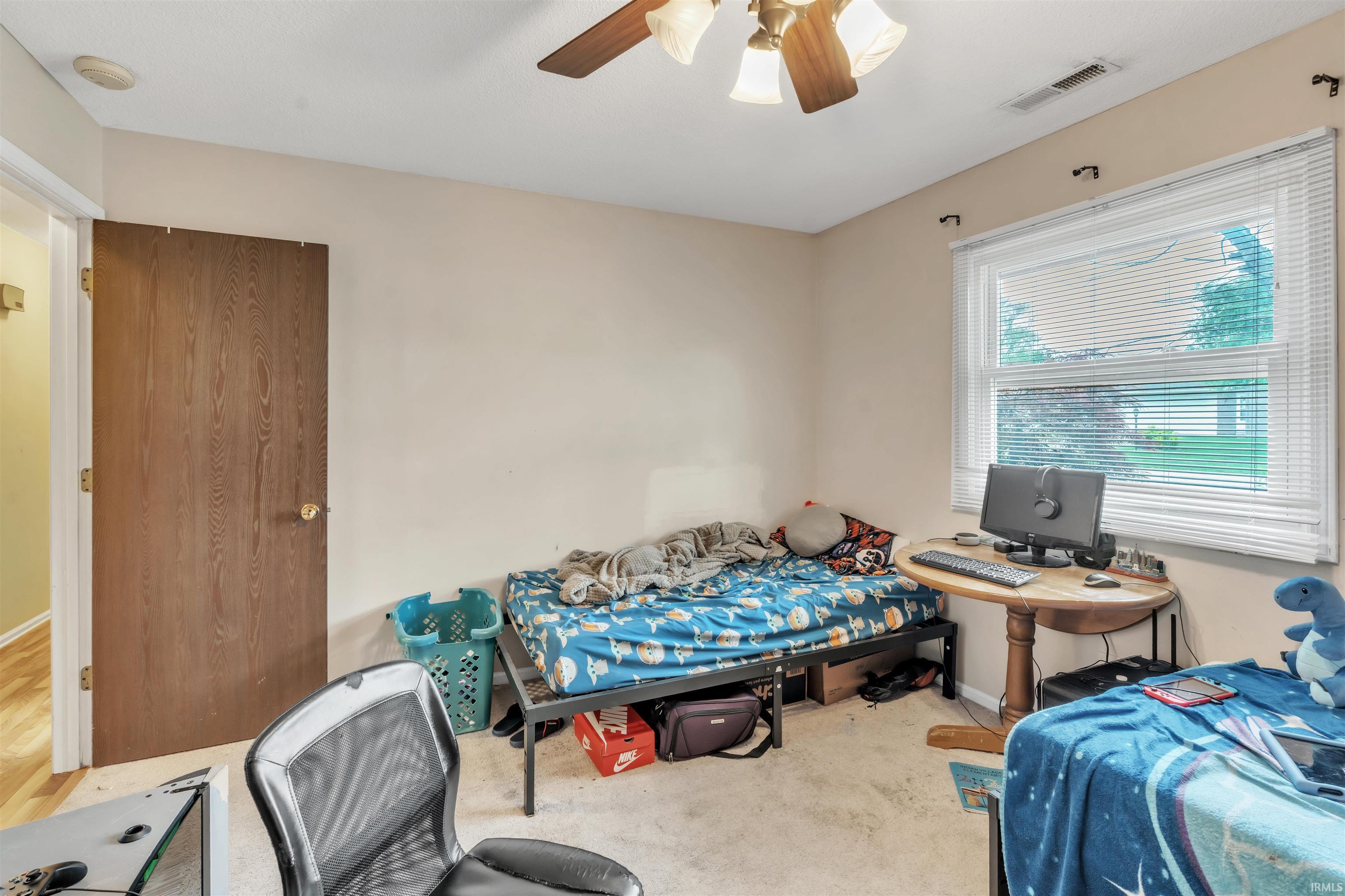 Photo 16 of 9126 Redfield Drive
