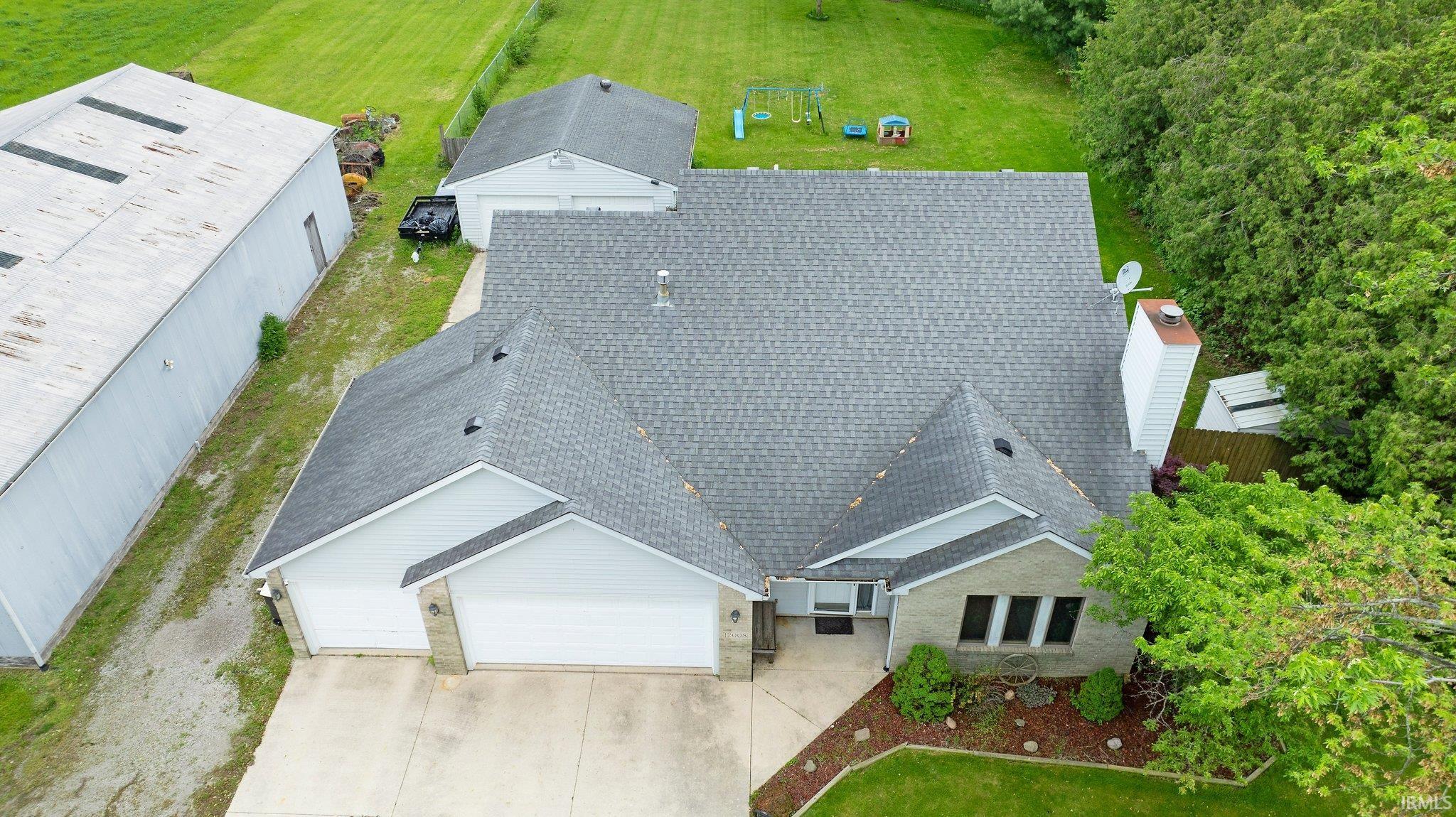 Photo 4 of 12008 Coldwater Road