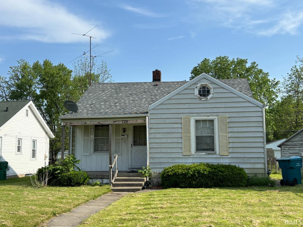 Homes for sale in New Castle, IN | 2410 Walnut St, New Castle, IN 47362 | MLS# 202518152