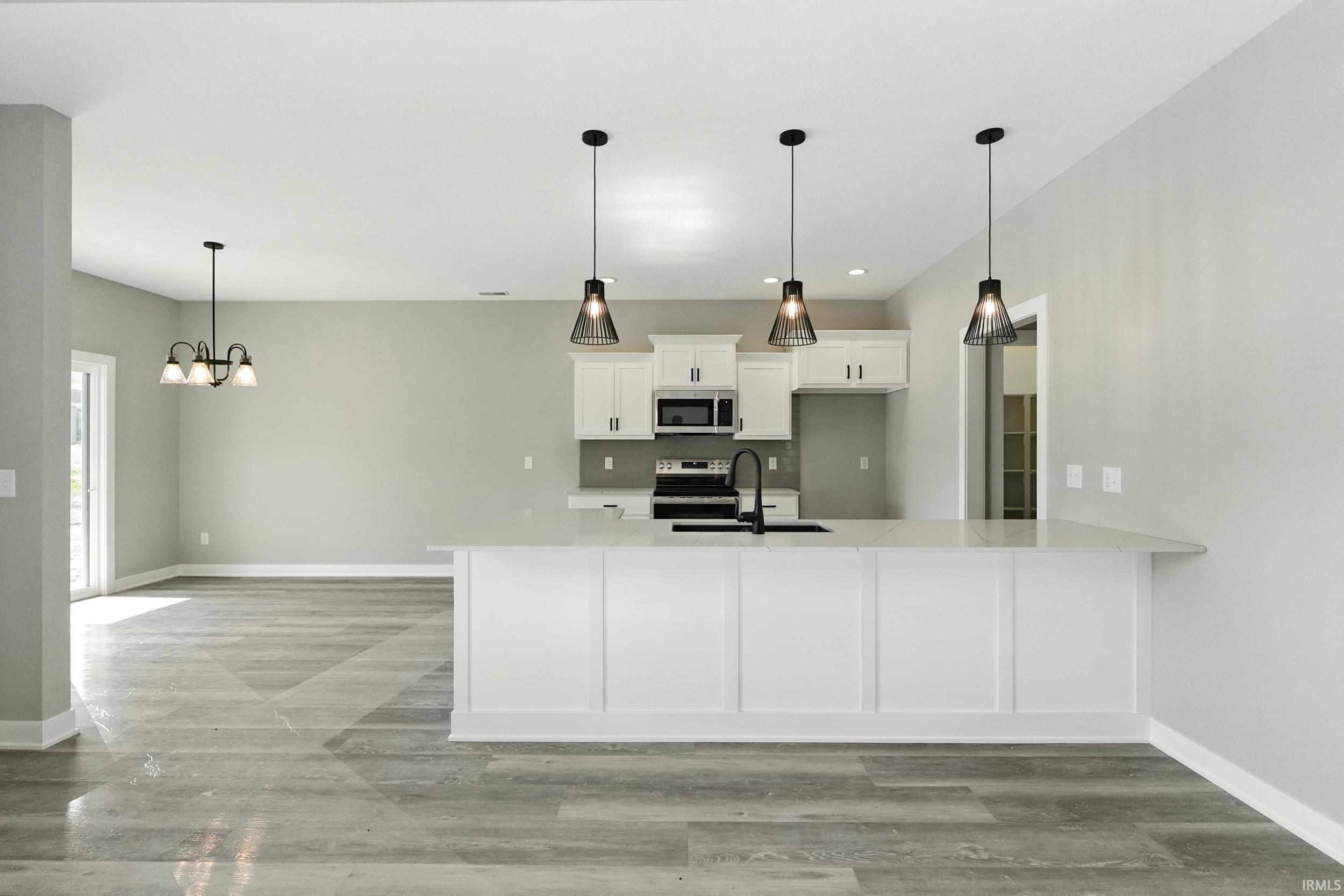 Photo 4 of 4780 Whittlebury Drive
