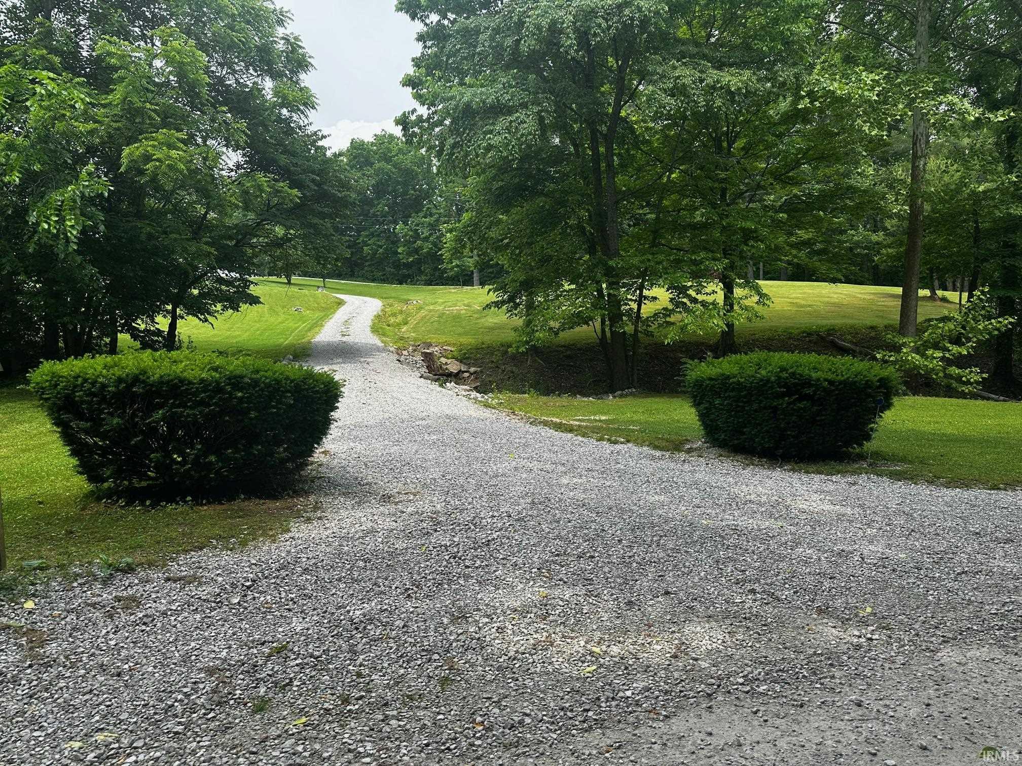 Homes for sale in Spencer, IN | 7114 Locust Lake West Dr, Spencer, IN 47460 | MLS# 202518255